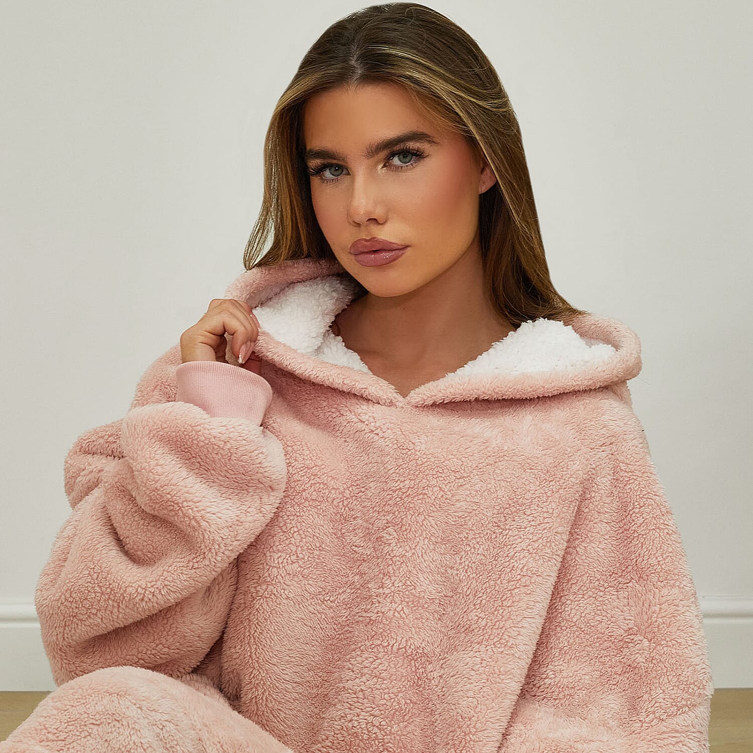Teddy Fleece Sherpa Reverse Hoodie Blanket (One Size) - Blush Pink Teddy Fleece Sherpa Reverse Hoodie Blanket (One Size) - Blush Pink