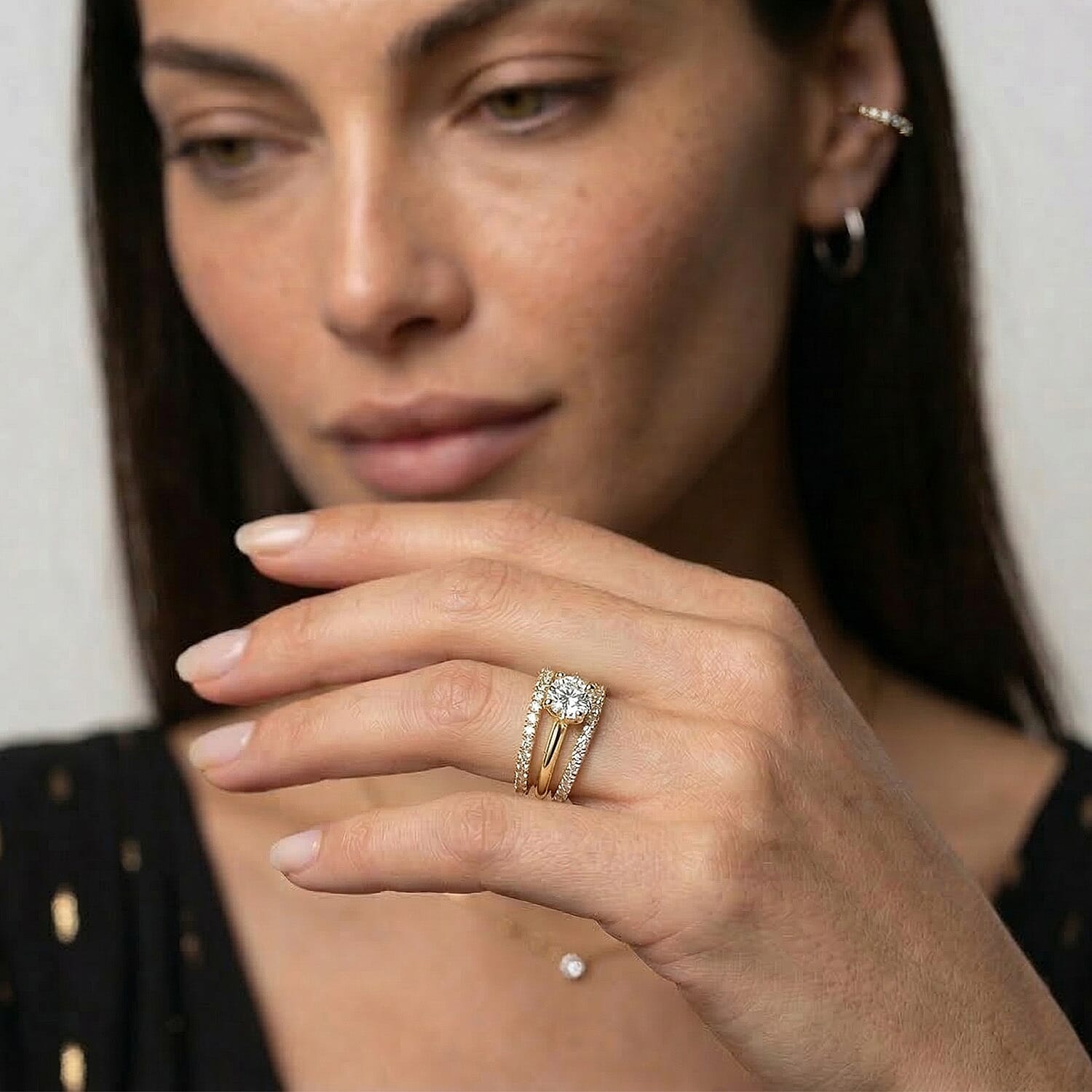 Luxuriant Diamond  9K Gold SGL Certified VS-GH Lab Grown Diamond  Ring