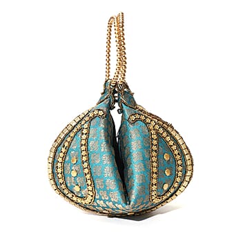 https://tjcuk.sirv.com/Products/79/8/7987329/Embroidery-Cosmetic-and-Toiletry-Bag-Size-22x15x1-cm-Turquoise-Turquoi_7987329_2.jpg?w=342&h=342
