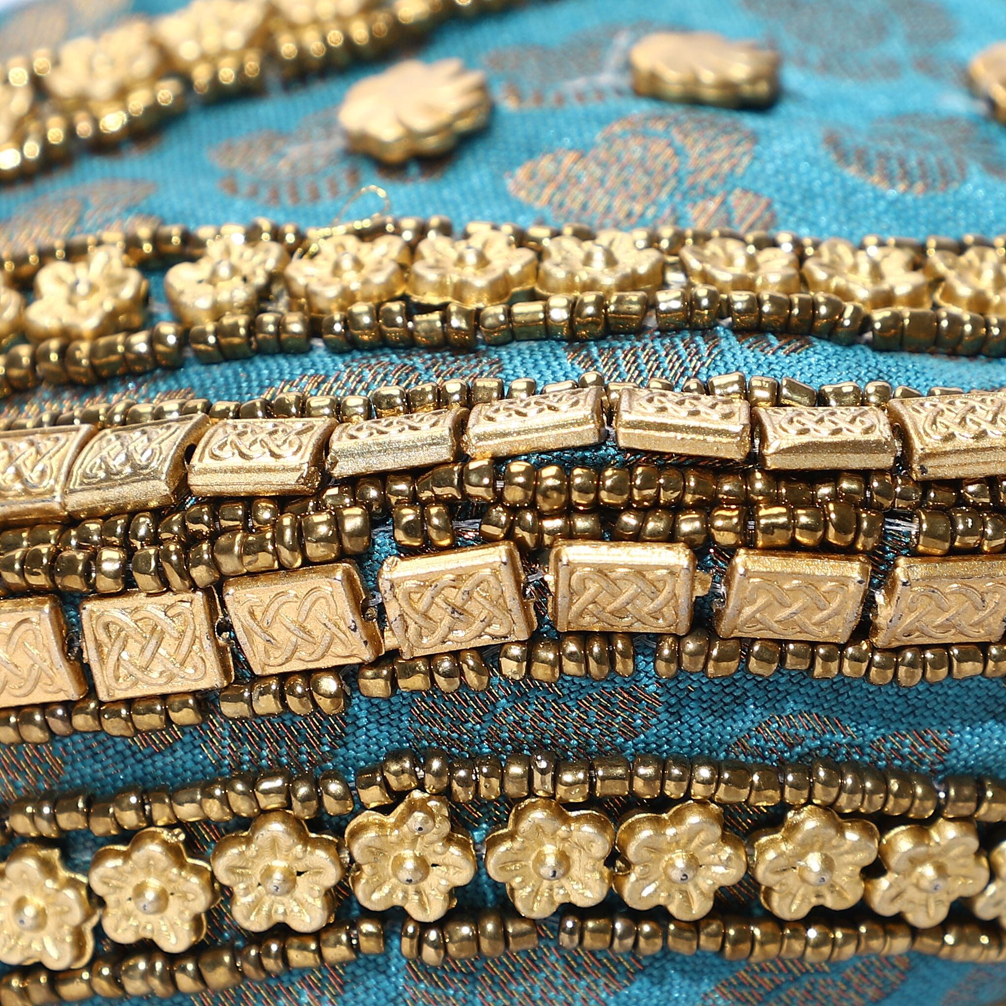 Embroidery Cosmetic and Toiletry Bag (Size 22x15x1 cm) - Turquoise