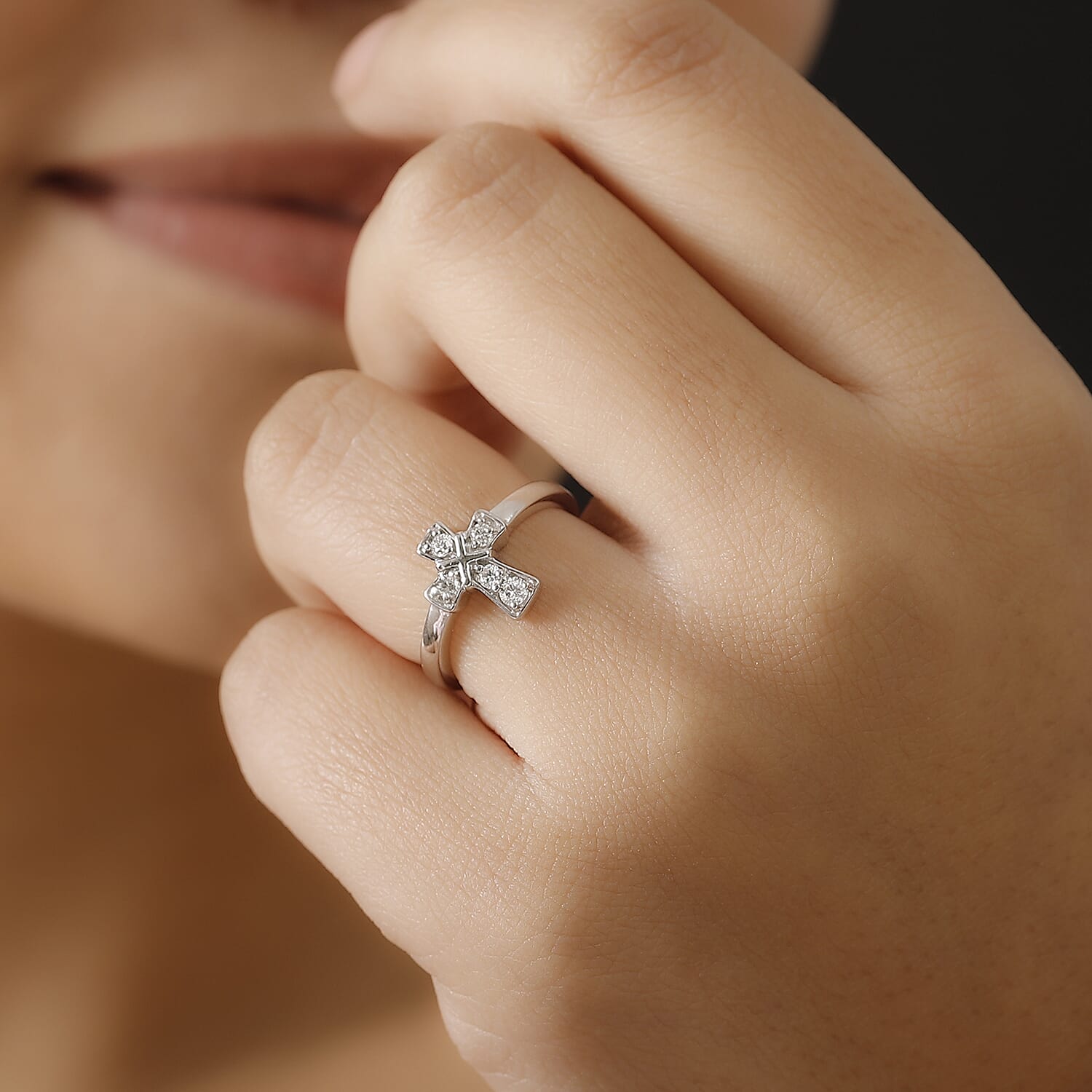Moissanite Solitaire Ring in Rhodium Overlay Sterling Silver Moissanite Solitaire Ring in Rhodium Overlay Sterling Silver