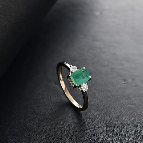 9K Yellow Gold Premium Gemfields Zambian Emerald & Lab Grown Diamond (VS-EF) Ring 1.14 Ct.