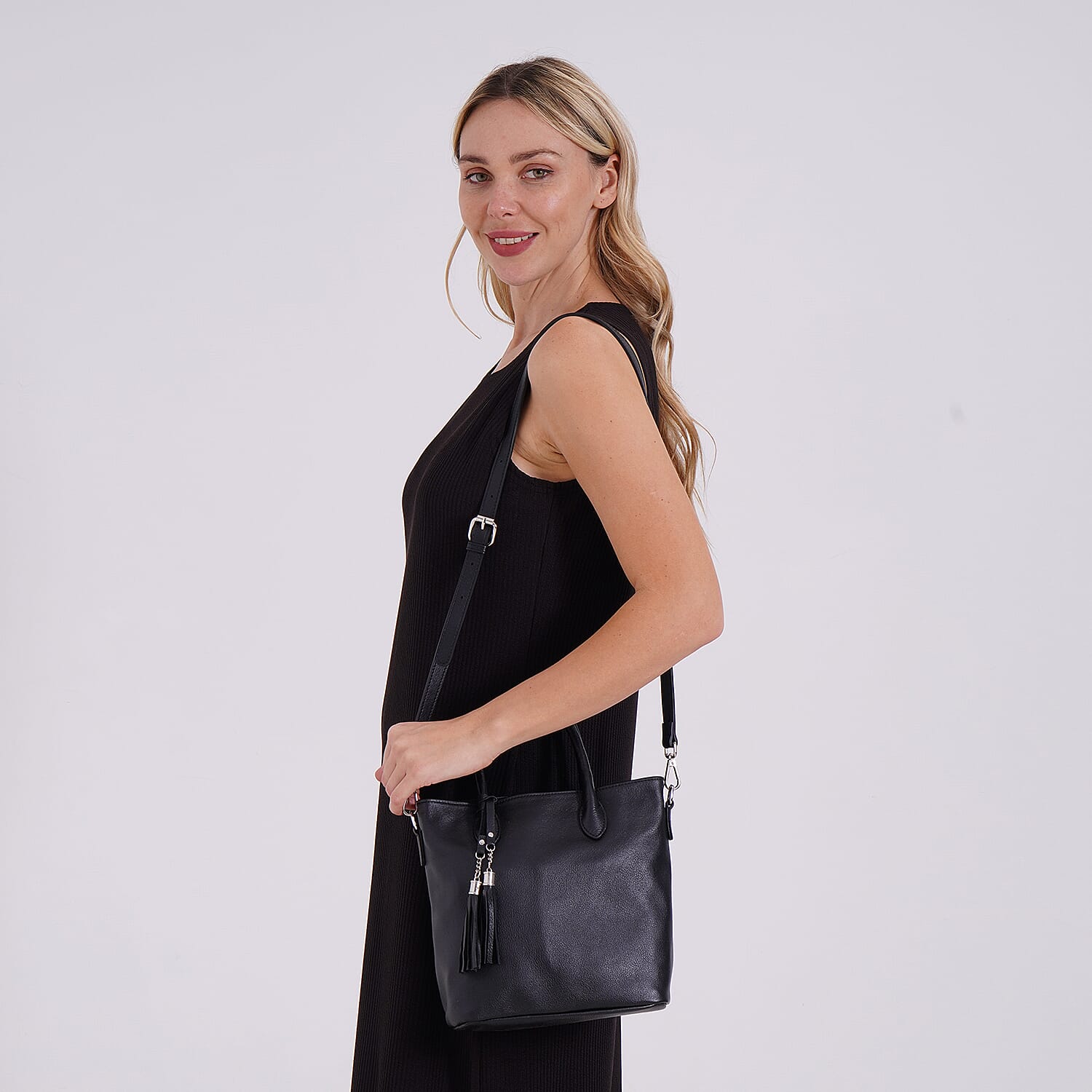 Leather Patterned Crossbody Bag (Size 22x10x24 cm) - Black & Black