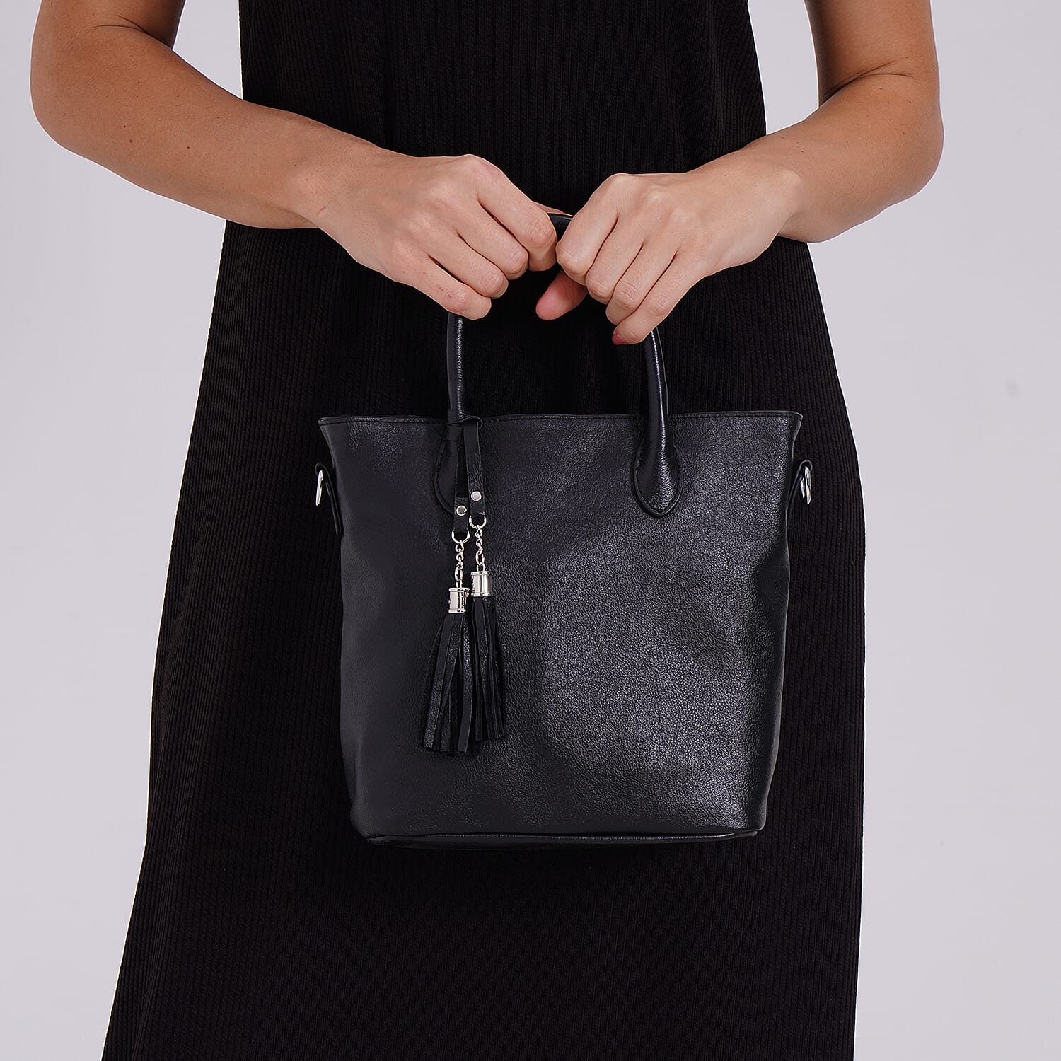 Leather Patterned Crossbody Bag (Size 22x10x24 cm) - Black & Black