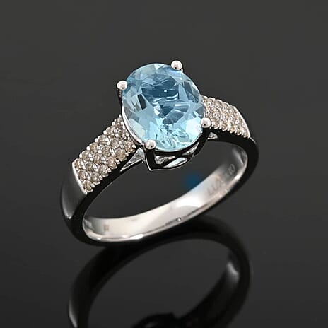 Luxoro  10K White Gold  AAAA   Santamaria Aquamarine ,  White Diamond  VS Ring 1.75 ct,  Gold Wt. 3.7 Gms  1.750  Ct.