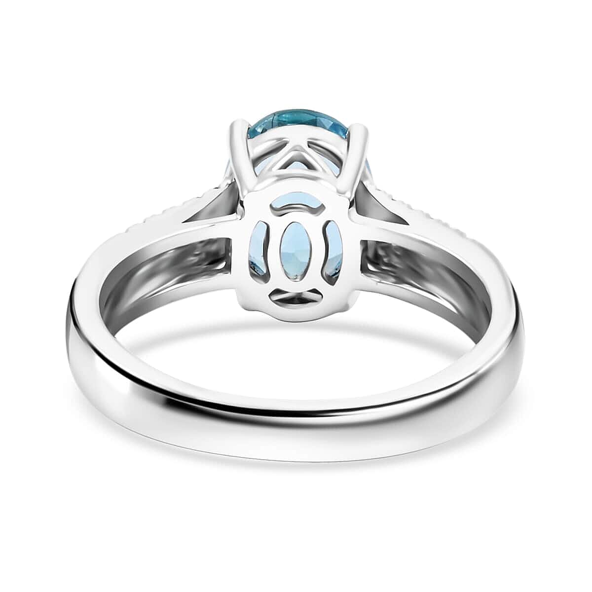 Luxoro  10K White Gold  AAAA   Santamaria Aquamarine ,  White Diamond  VS Ring 1.75 ct,  Gold Wt. 3.7 Gms  1.750  Ct.