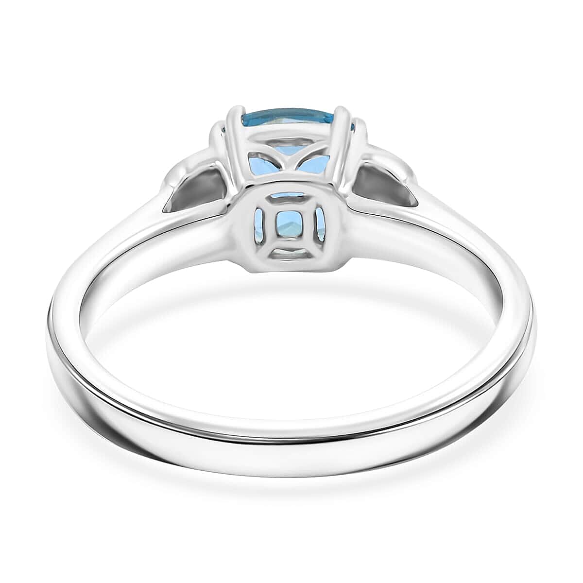 Luxoro 10K White Gold AAA Santamaria Aquamarine , White Diamond I2 Ring 1.55 ct, Gold Wt. 3.59 Gms 1.550 Ct. Luxoro 10K White Gold AAA Santamaria Aquamarine , White Diamond I2 Ring 1.55 ct, Gold Wt. 3.59 Gms 1.550 Ct.