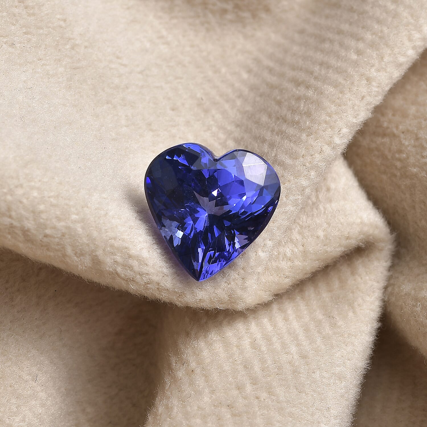 Tanzanite Heart 4-10 mm
