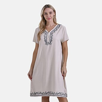 https://tjcuk.sirv.com/Products/79/9/7990906/La-Marey-Embroidery-Blouse-Size-110x1-cm-Beige-Beige_7990906.jpg?w=342&h=342