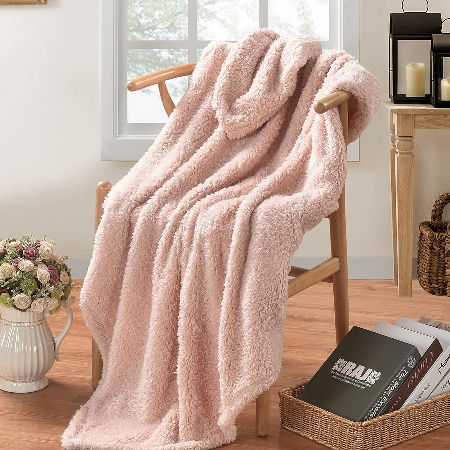 Microfiber Throw Blanket King Size (Size 200x200 cm) - Pink