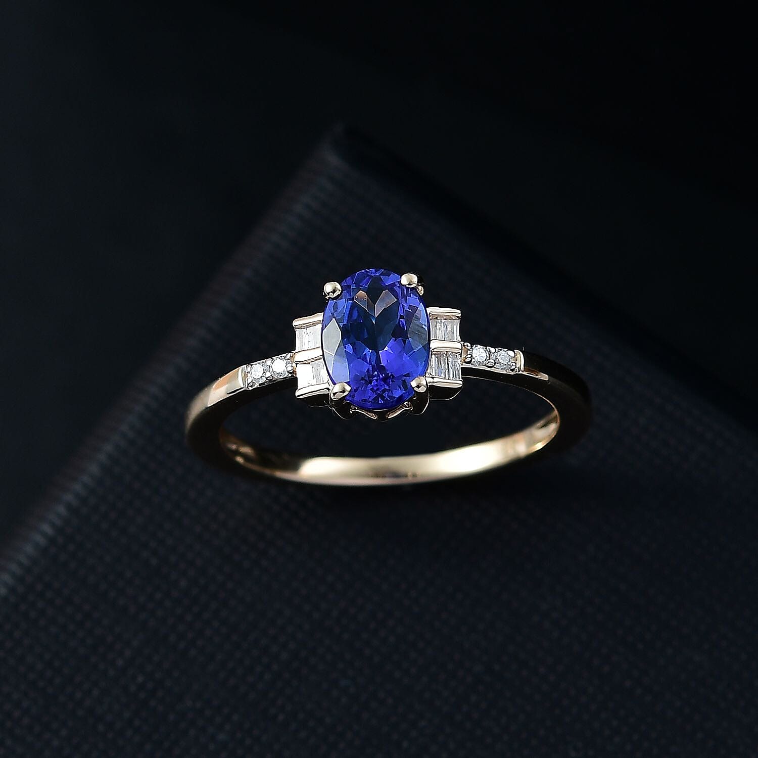 9K Yellow Gold AAA Tanzanite & White Diamond Ring 1.23 Ct.