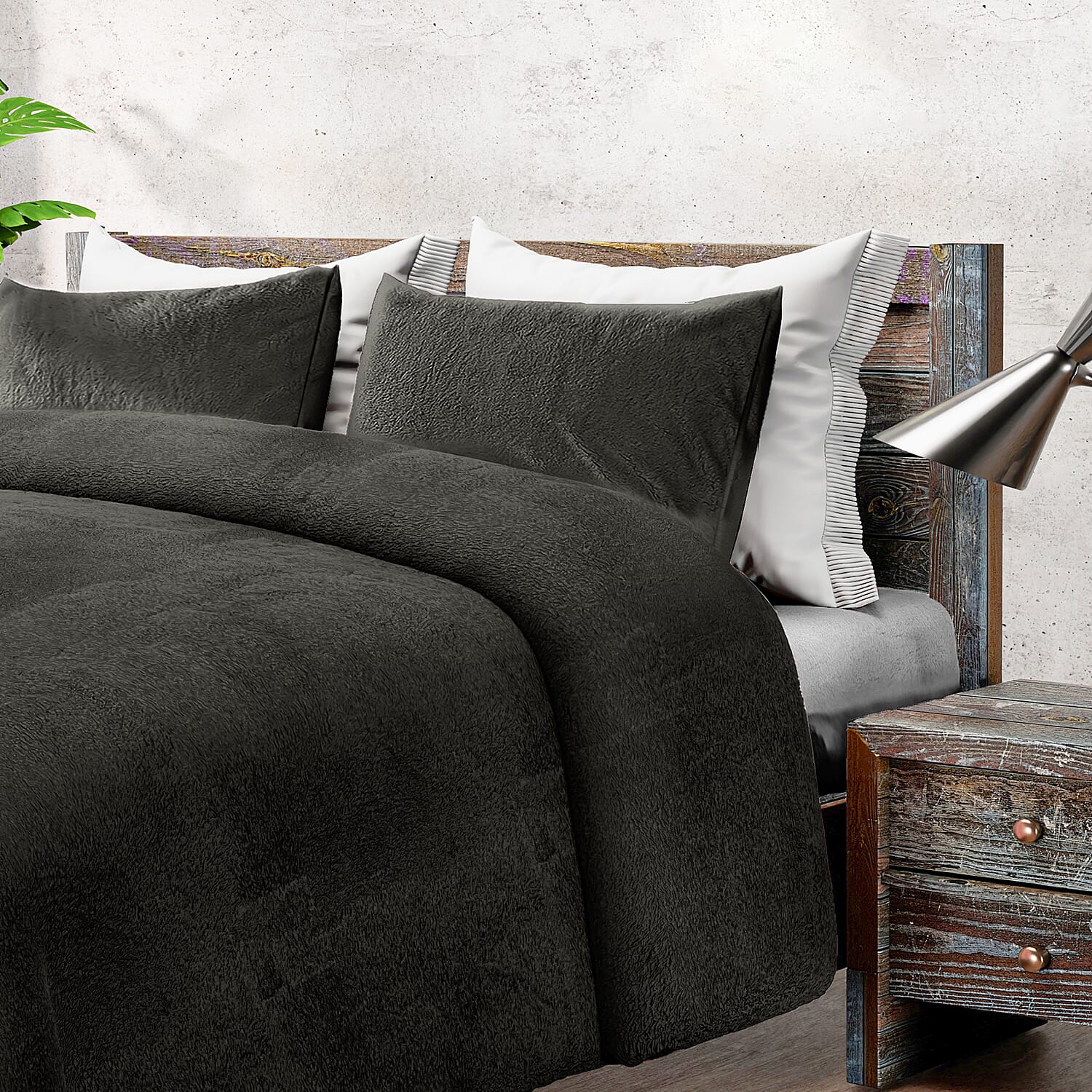 Sleep&Snuggle Fleece Duvet Cover with 2 Pillow Cases