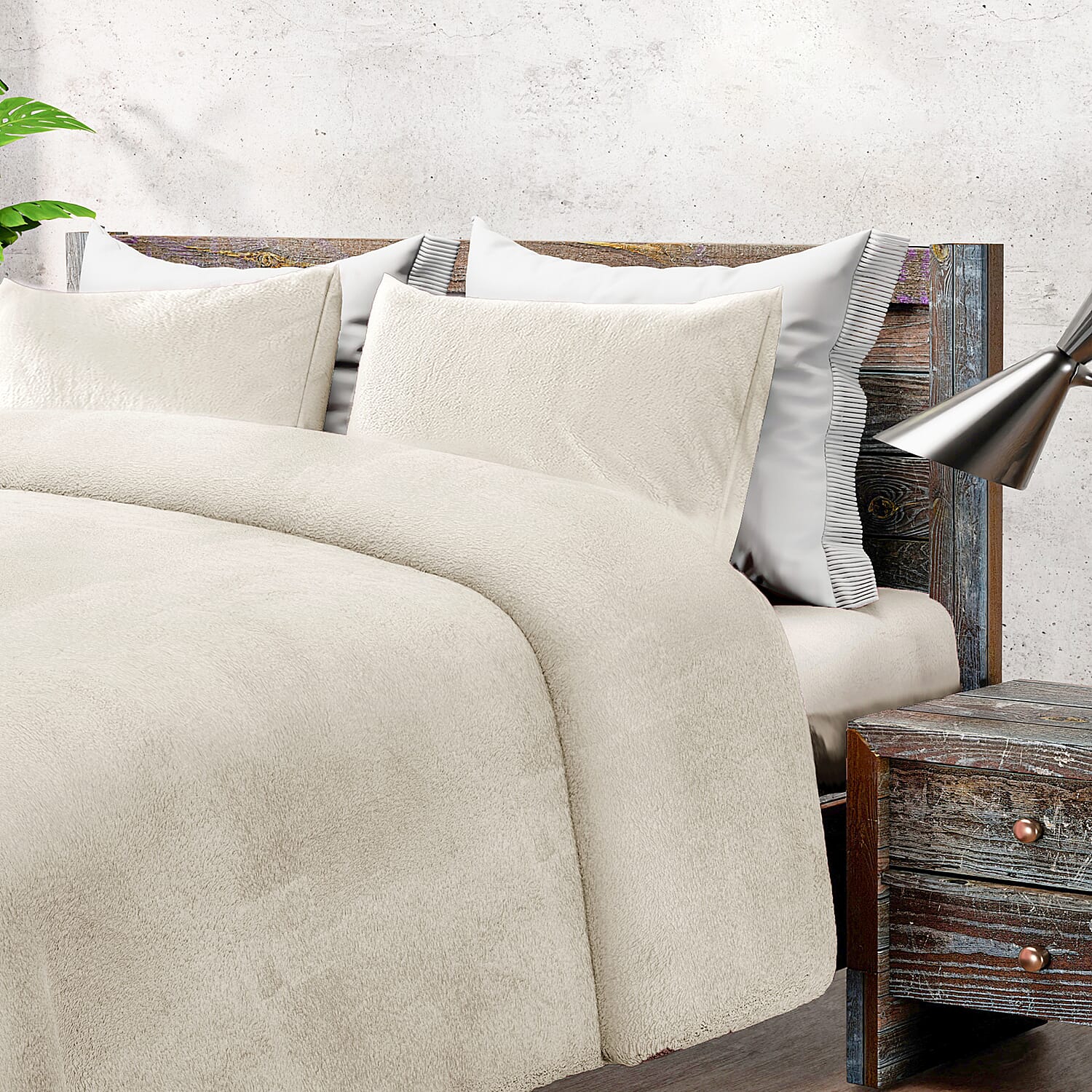 Sleep&Snuggle Fleece Duvet Cover with 2 Pillow Cases