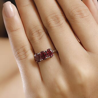 https://tjcuk.sirv.com/Products/79/9/7998190/950-Platinum-AAAA-Rubellite-3-Stone-Ring-2-45-ct-Platinum-Wt-5-2-Gms-2_7998190_2.jpg?w=342&h=342