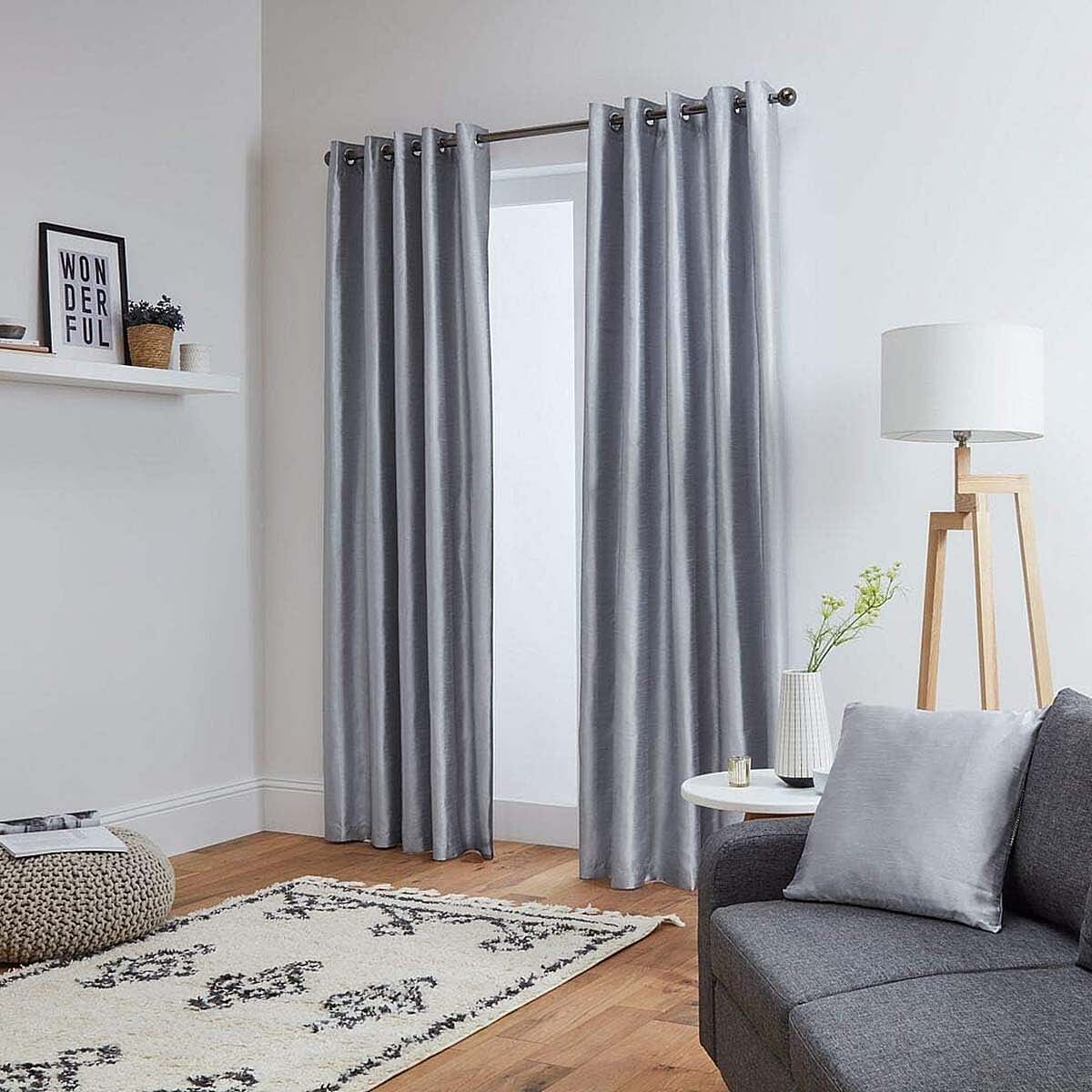 Lined Curtains - Silver- (167x228cm)