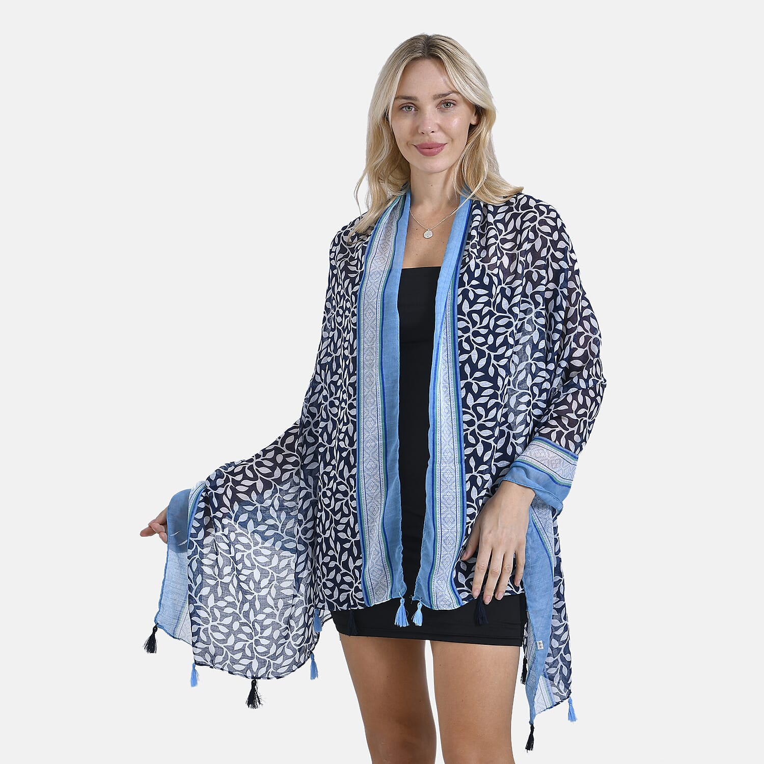 Closeout Deal - New Arrival Leaf & Lattice Pattern Scarf (One Size) - Blue Closeout Deal - New Arrival Leaf & Lattice Pattern Scarf (One Size) - Blue