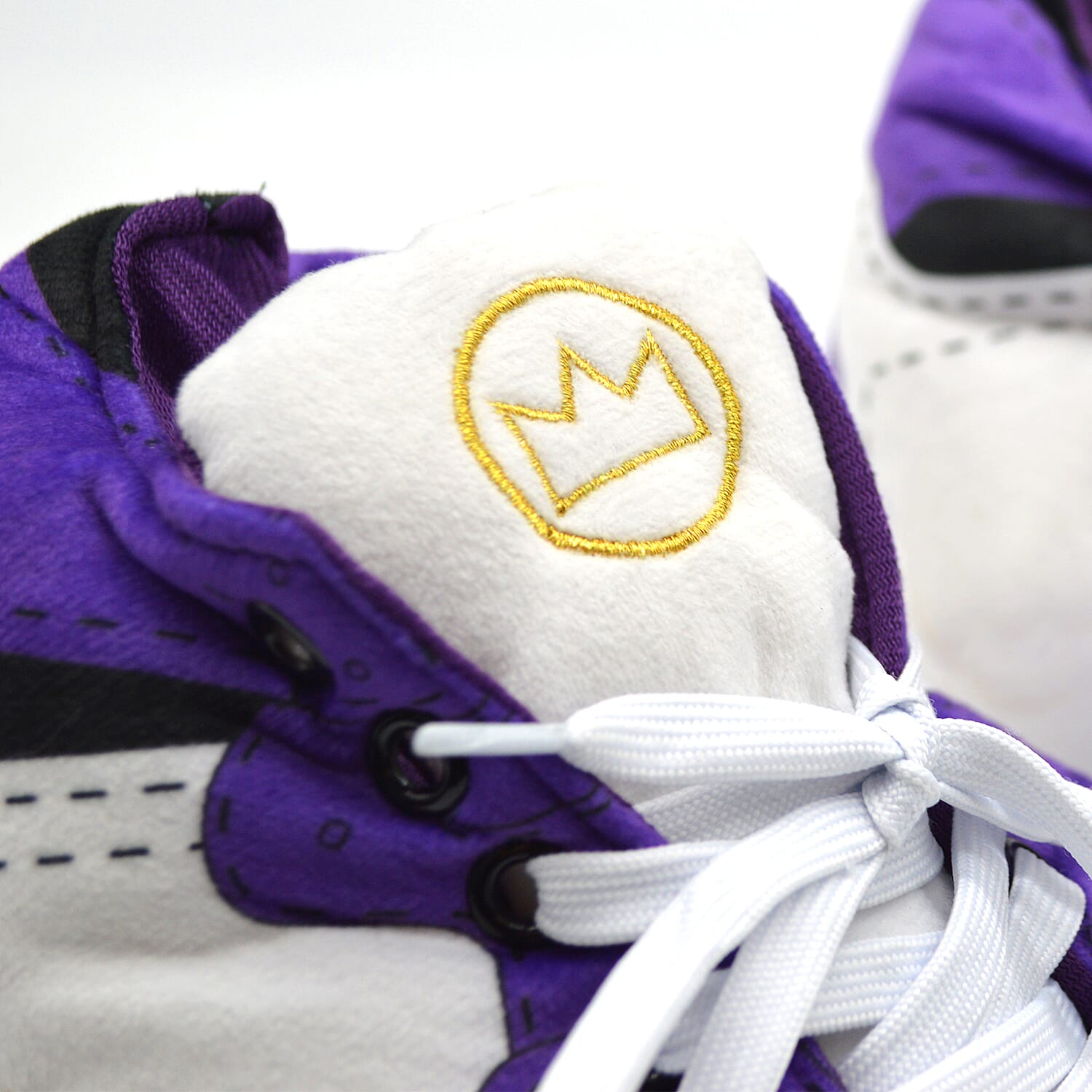 Baffies Krazy Kicks Football Pro Gold Design Embroidered Slippers