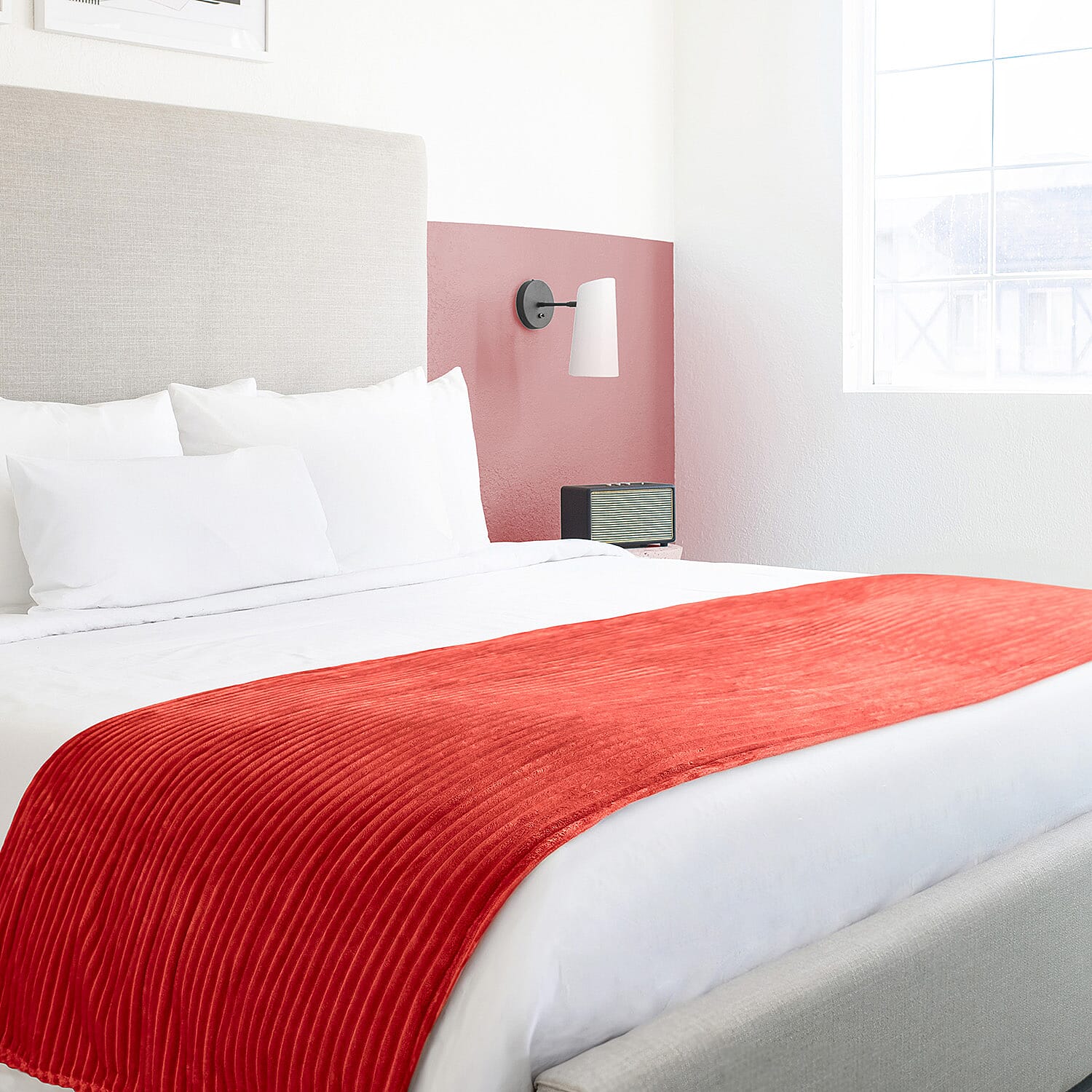 Dakota Super Soft Flannel Fleece Throw Blanket (Size 180x140 cm) - Red