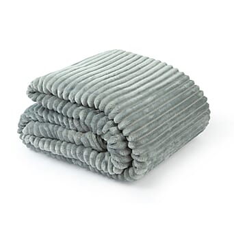 https://tjcuk.sirv.com/Products/80/2/8020024/Dakota-Super-Soft-Flannel-Fleece-Throw-Blanket-Size-180x140-cm-Silver_8020024.jpg?w=342&h=342