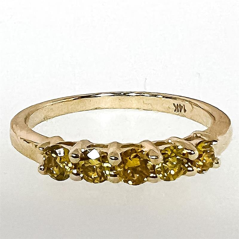 Luxuriant Diamond 14K Yellow Gold (VS-GH) Lab Grown Diamond  Ring 2.00 Ct.