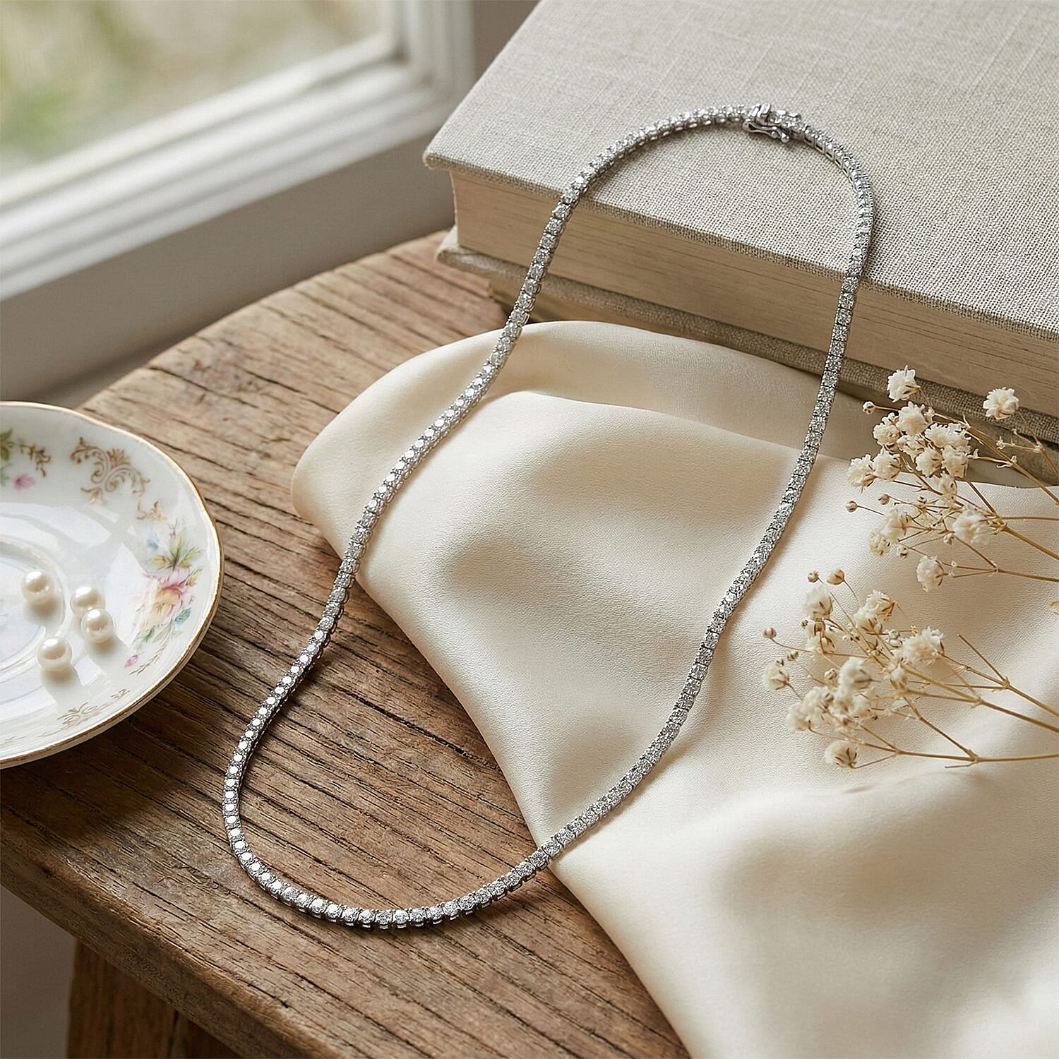 Luxuriant Diamond 14K White Gold (VS-GH) Lab Grown Diamond Necklace (Size - 17) 4.00 Ct, Gold wt. 8.00 Gms.