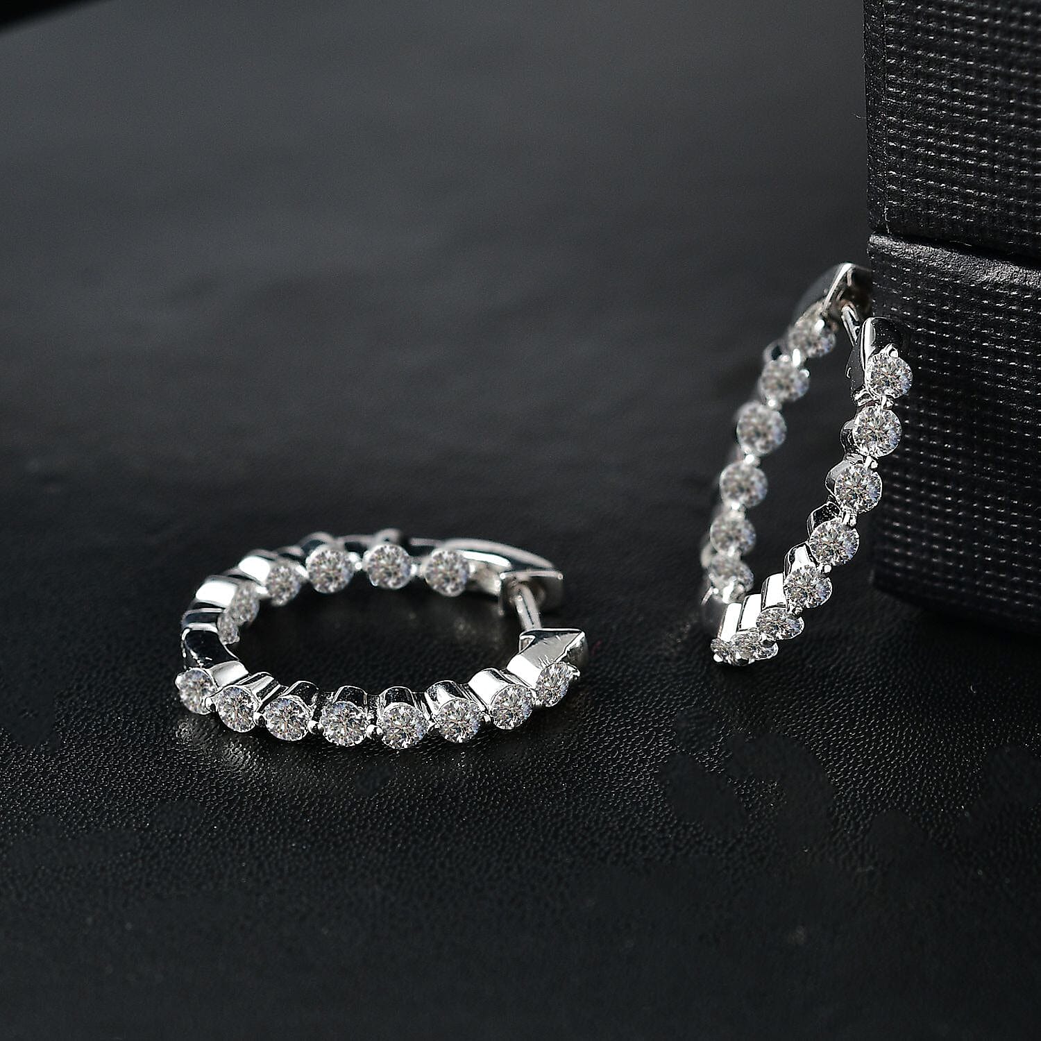 Luxuriant Diamond - Lab Grown Diamond (SI-G/H) Hoop Earring in Sterling Silver 1.00 Ct.