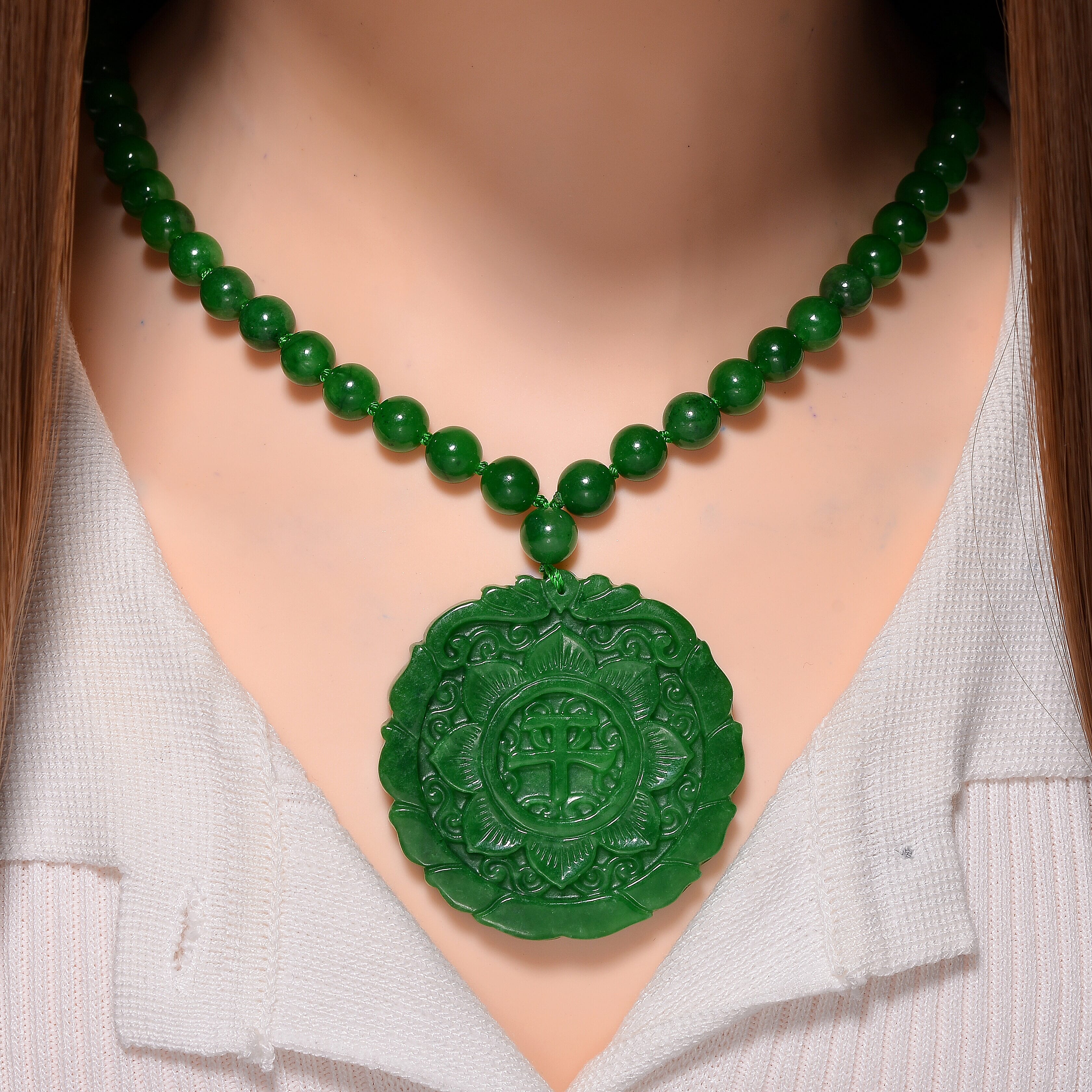 Green Jadeite Jade Necklace with Carved Pendant (Size - 20) with Magnetic Clasp in Rhodium Overlay Sterling Silver 397.00 Ct.