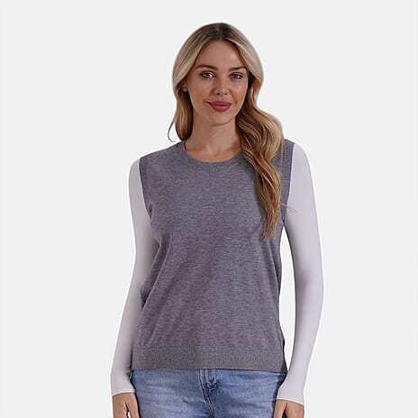 - Maisi Viscose Blend Round Neck Knitted Vest (Size L) - Grey