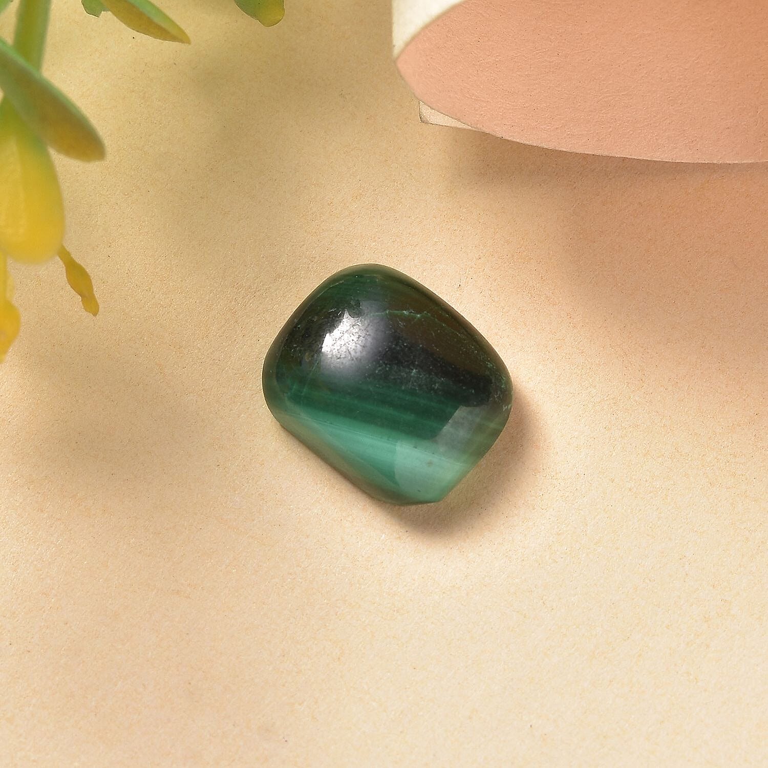 Malachite Octagon Shape Gemstone 7.84 Ct