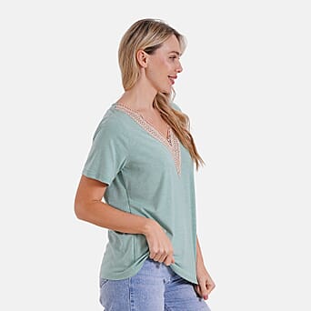 https://tjcuk.sirv.com/Products/80/2/8027069/Tamsy-Patterned-Blouse-Size-66x1-cm-Green-Sapphire-Blue_8027069_2.jpg?w=342&h=342