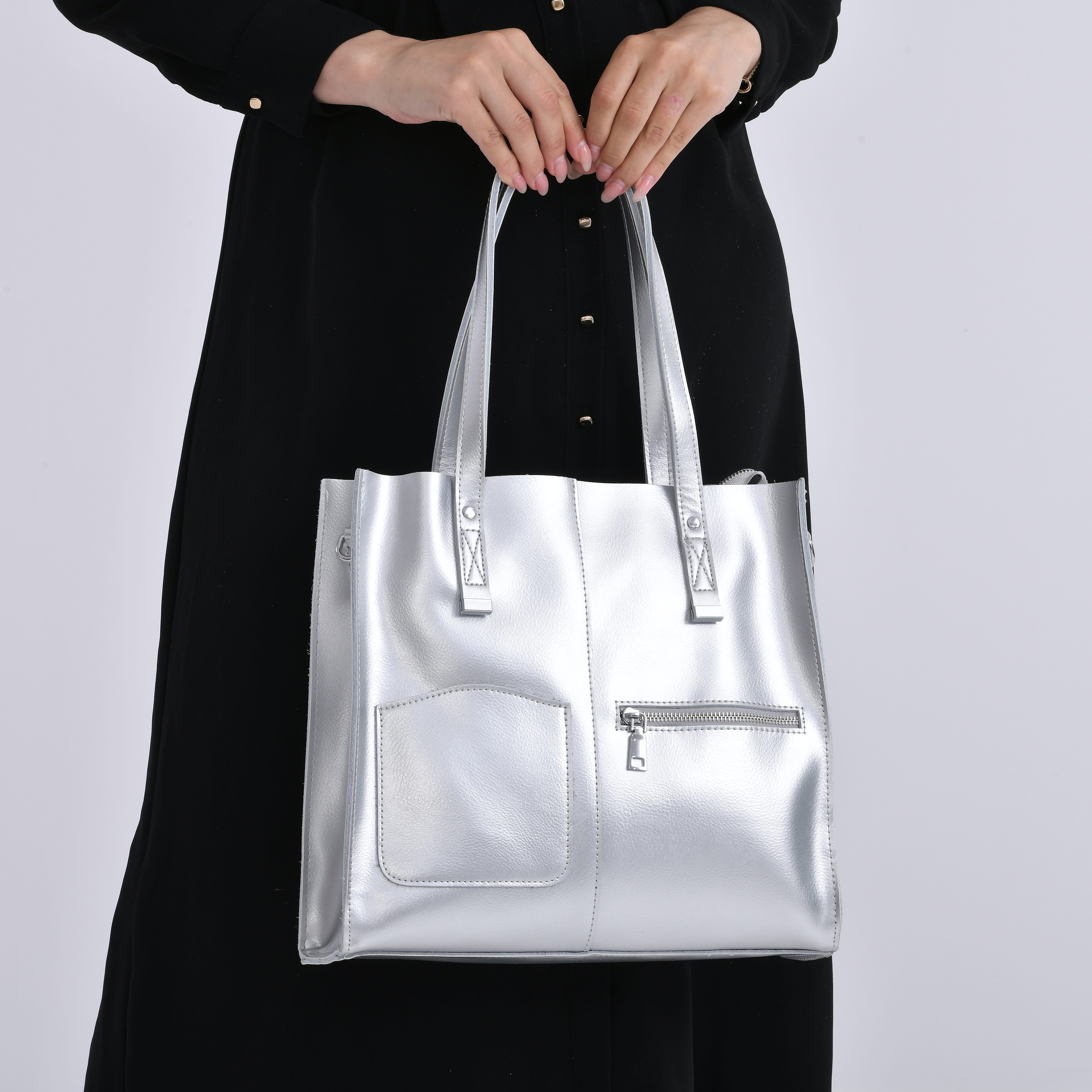 Sumptuous Quality 100% Genuine Leather Large Tote Bag with Shoulder Strap - Silver