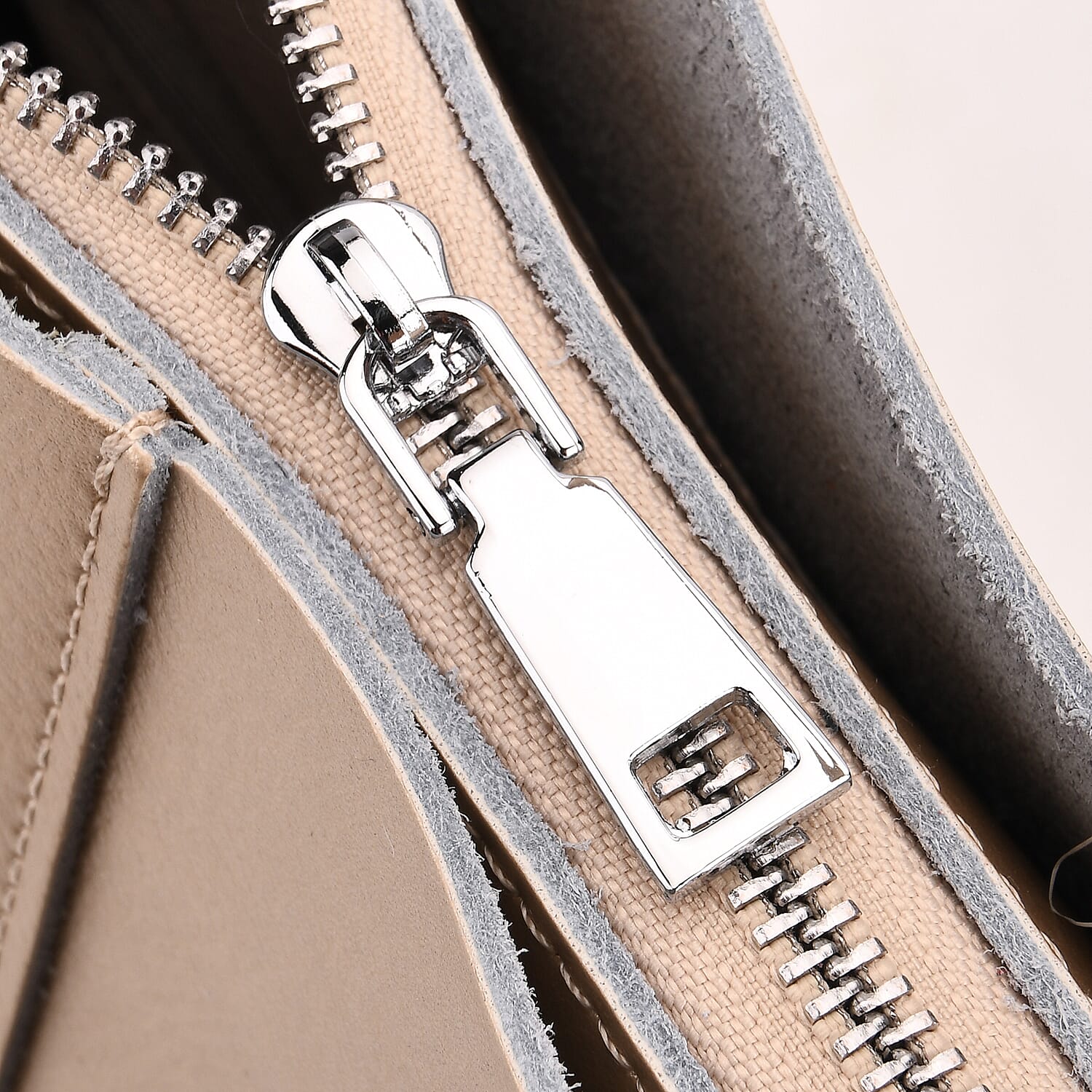 Sumptuous Quality 100% Genuine Leather Large Tote Bag with Shoulder Strap - Gold