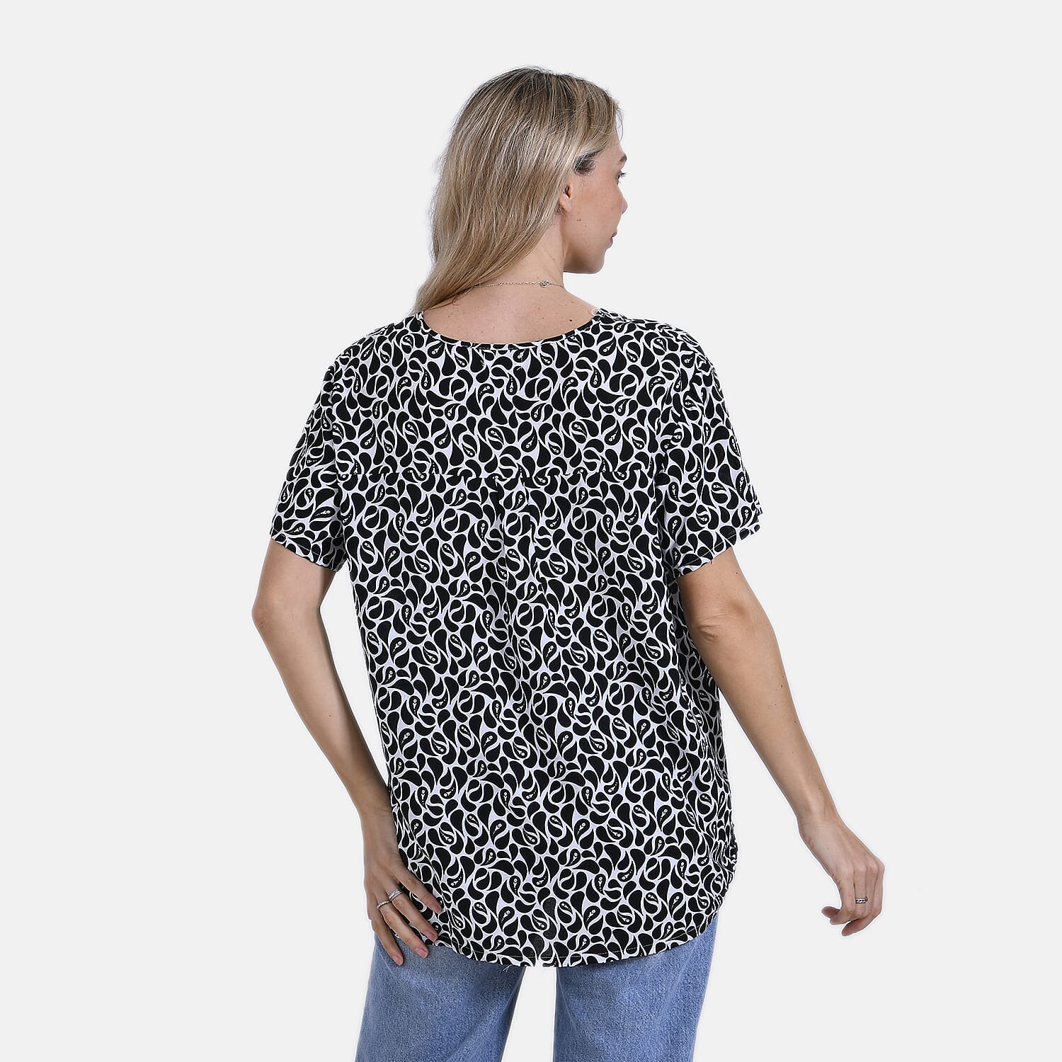 Tamsy Short Frill Sleeve V-Neck Relaxed fit Blouse (Size L-XL) - White & Black Tamsy Short Frill Sleeve V-Neck Relaxed fit Blouse (Size L-XL) - White & Black