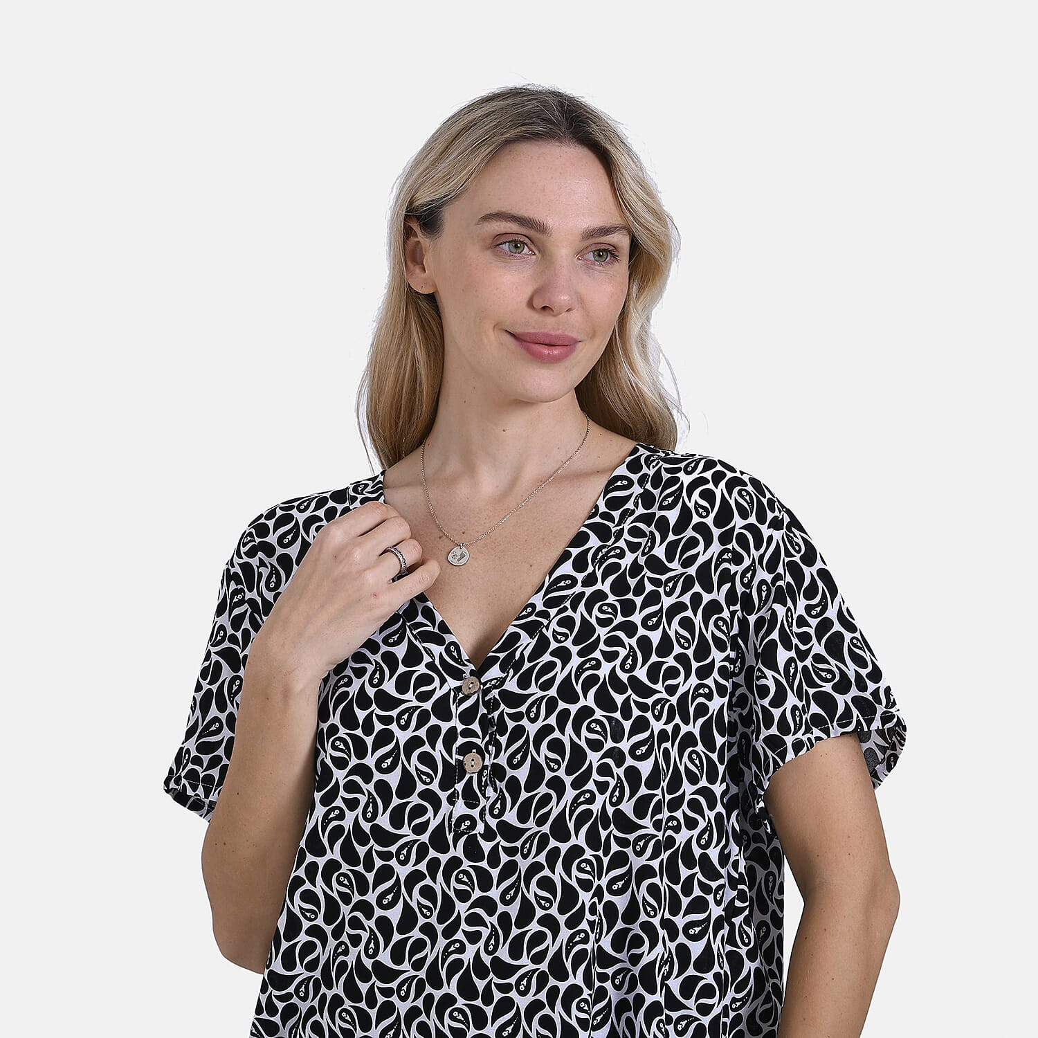 Tamsy Short Frill Sleeve V-Neck Relaxed fit Blouse (Size L-XL) - White & Black Tamsy Short Frill Sleeve V-Neck Relaxed fit Blouse (Size L-XL) - White & Black