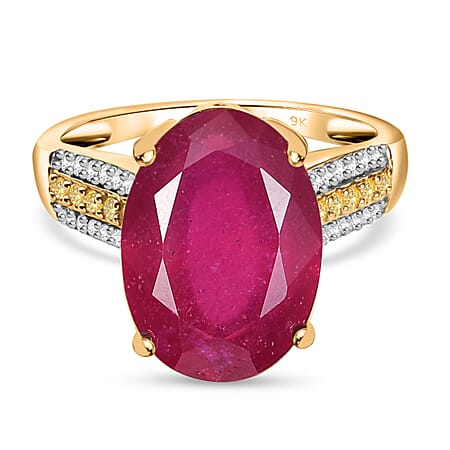 9K Yellow Gold African Ruby, Natural Yellow Diamond & White Diamond Ring 10.30 Ct, Gold Wt.2.92 Gms.