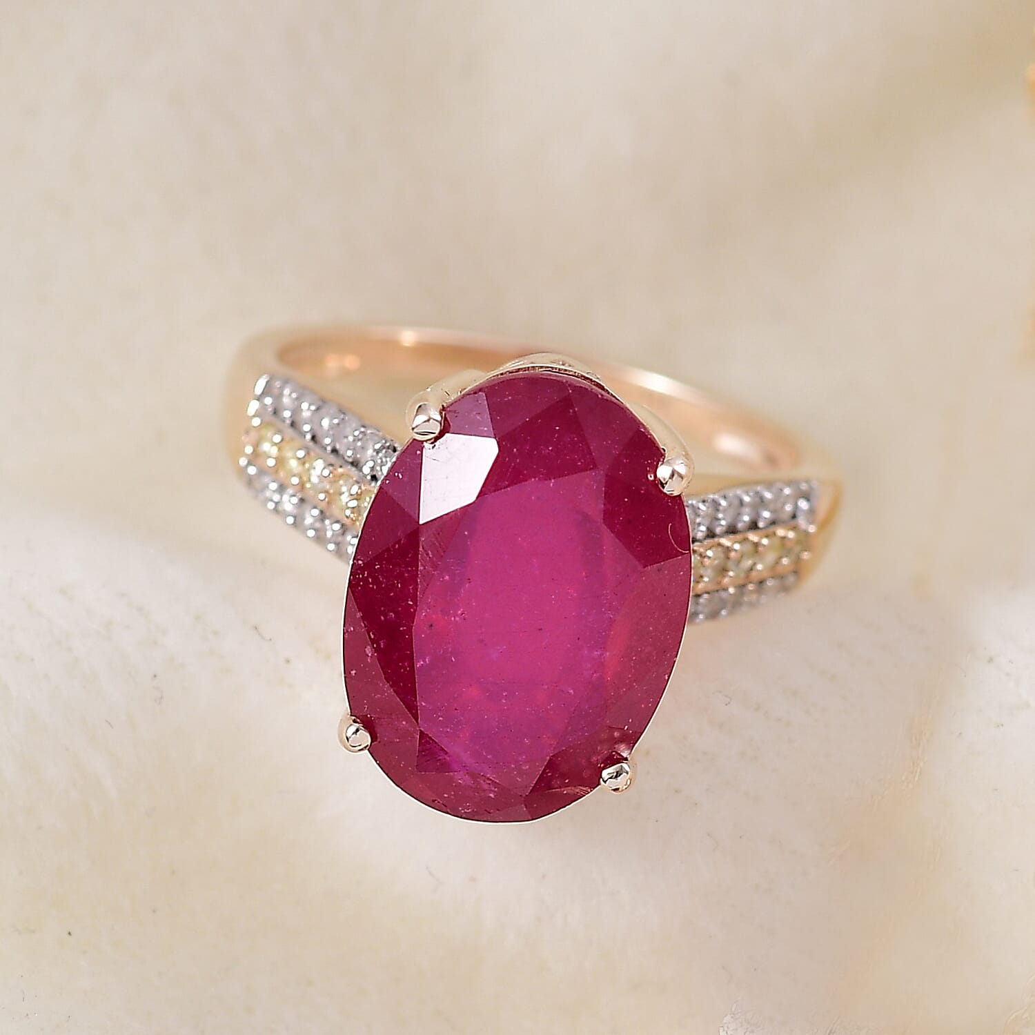 9K Yellow Gold African Ruby, Natural Yellow Diamond & White Diamond Ring 10.30 Ct, Gold Wt.2.92 Gms.