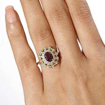 https://tjcuk.sirv.com/Products/80/3/8035776/Rhodolite-Garnet-Natural-Chrome-Diopside-White-Zircon-Ring-in-18K-Verm_8035776_2.jpg?w=342&h=342