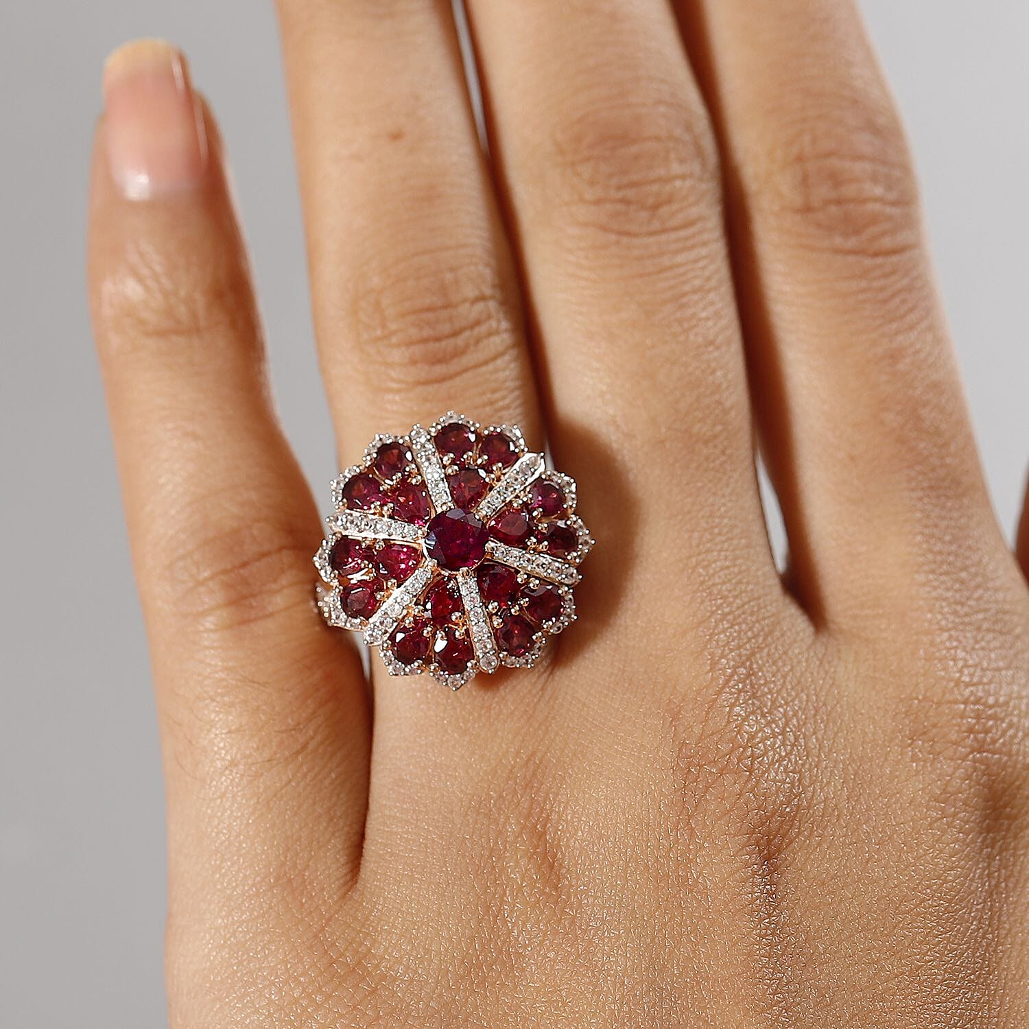 Elemental Gems 4.18ctw Garnet & White Zircon Cluster Pendant w/ Chain