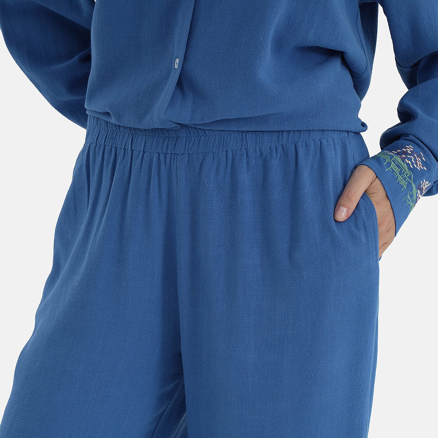 La Marey Linen Blend Relaxed Fit Embroidered Trousers (Size M) - Black