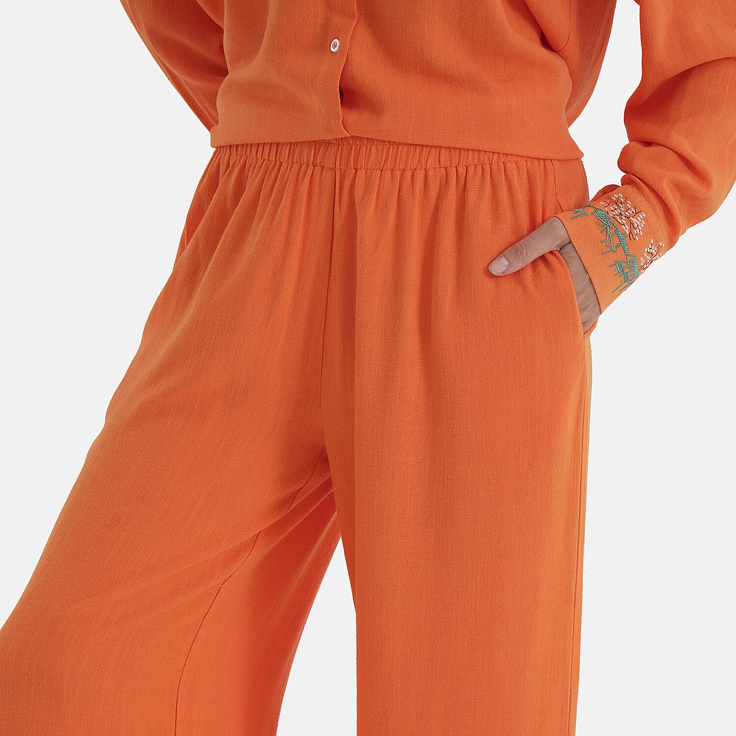 La Marey Linen Blend Relaxed Fit Embroidered Trousers (Size M) - Black