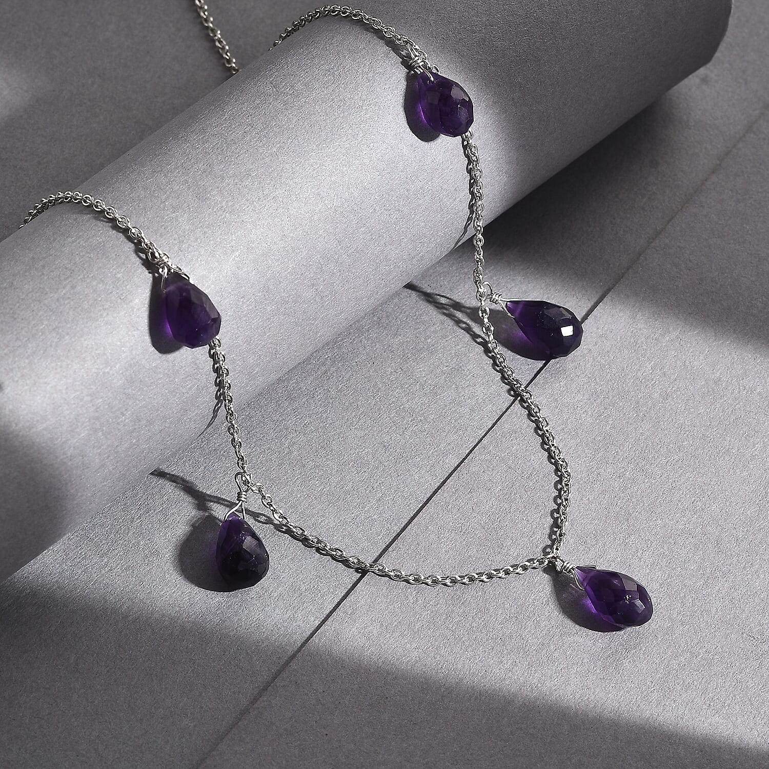 African Amethyst Necklace (Size - 20) in Rhodium Overlay Sterling Silver 15.00 Ct.