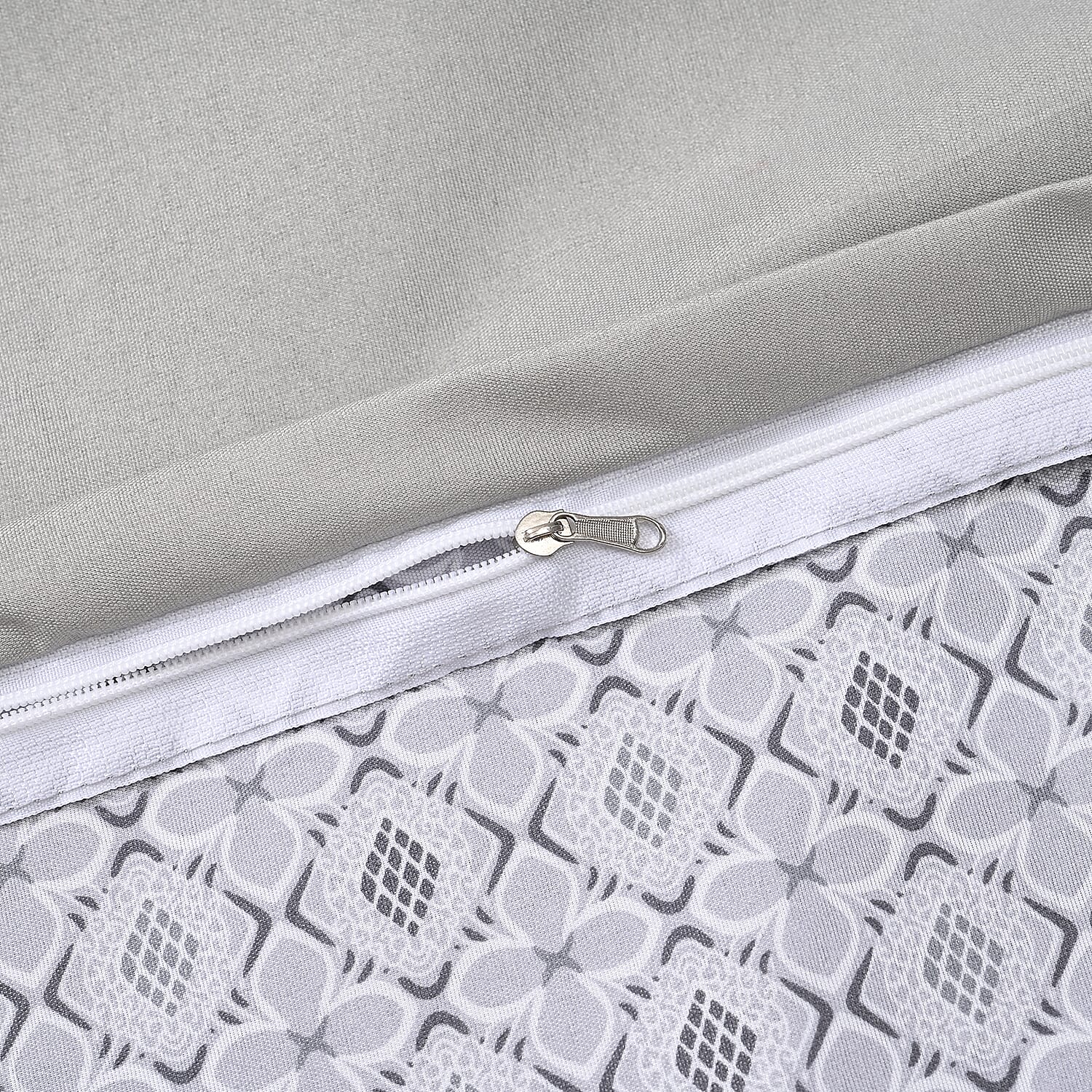 Boutique Bedding Collection 3 Piece Set - Geometric Wave Duvet Cover With 2 Pillowcases - Double