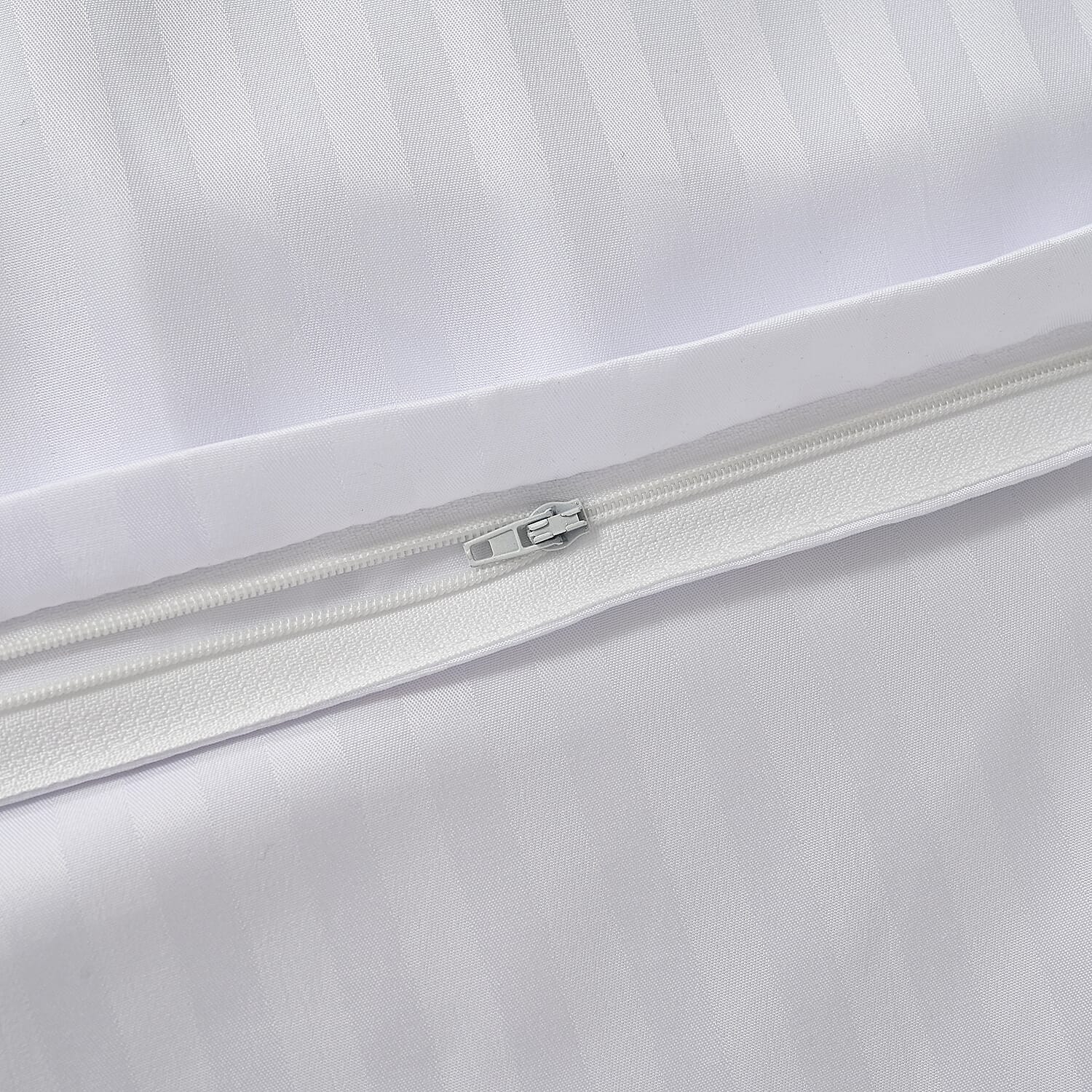 Homesmart Satin Vertical Stripe 6-Piece Double Bedding Set (incl. Duvet Cover, Fitted Sheet, 4 Pillowcases)