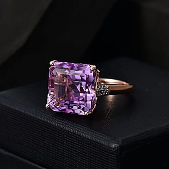 https://tjcuk.sirv.com/Products/80/4/8041298/Pink-Amethyst-White-Zircon-Solitaire-Ring-in-18K-Vermeil-Rose-Gold-Pla_8041298_1.jpg?w=342&h=342