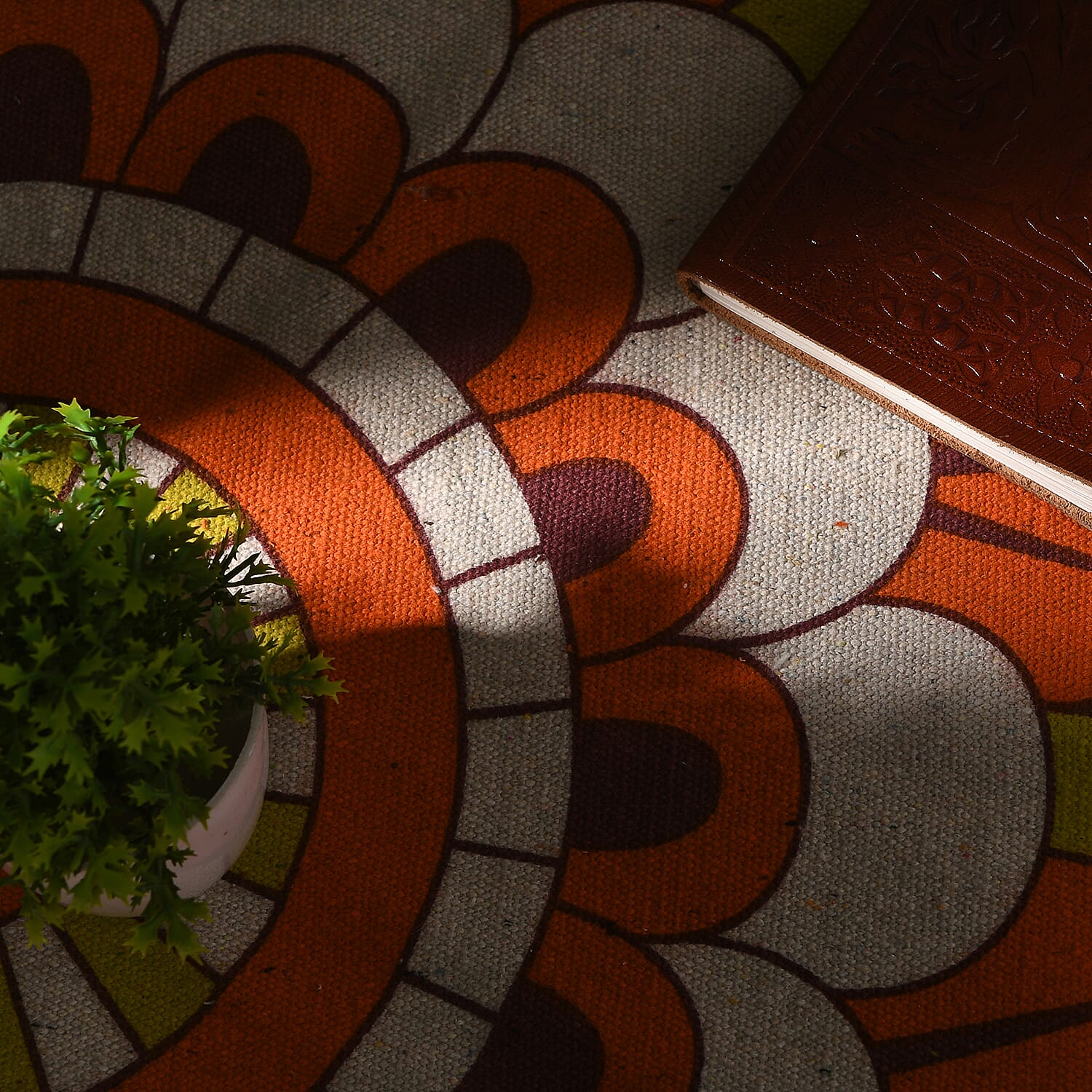 Multipurpose Retro Floral Pattern Round Rug (5ft Diameter) - Multi Color