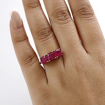 https://tjcuk.sirv.com/Products/80/4/8042540/Fissure-Filled-Ruby-White-Diamond-3-Stone-Ring-in-18K-YG-Vermeil-Sterl_8042540_2.jpg?w=342&h=342