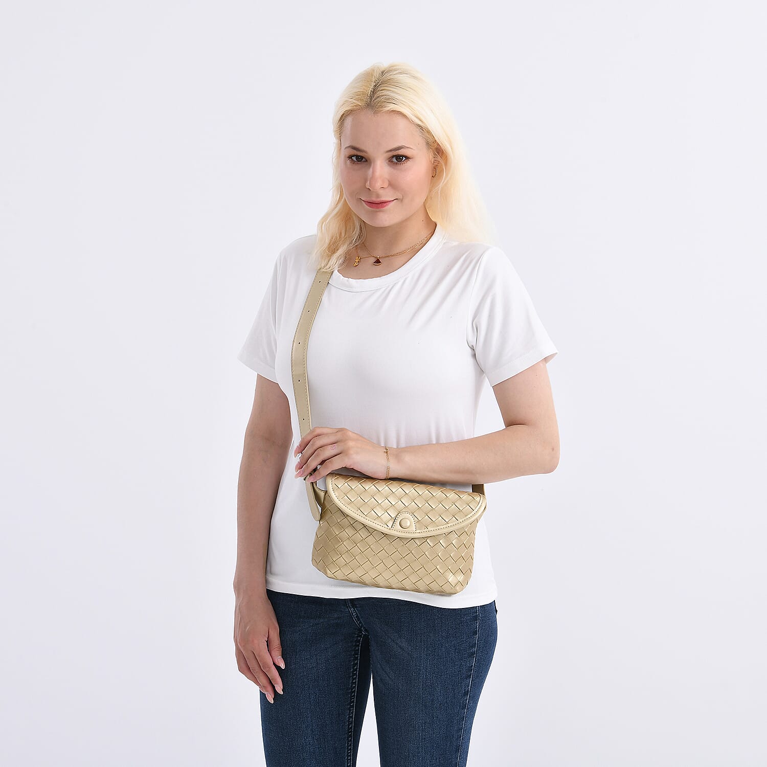 Elegant Intrecciato Crossbody Bag with Adjustable Strap - Gold