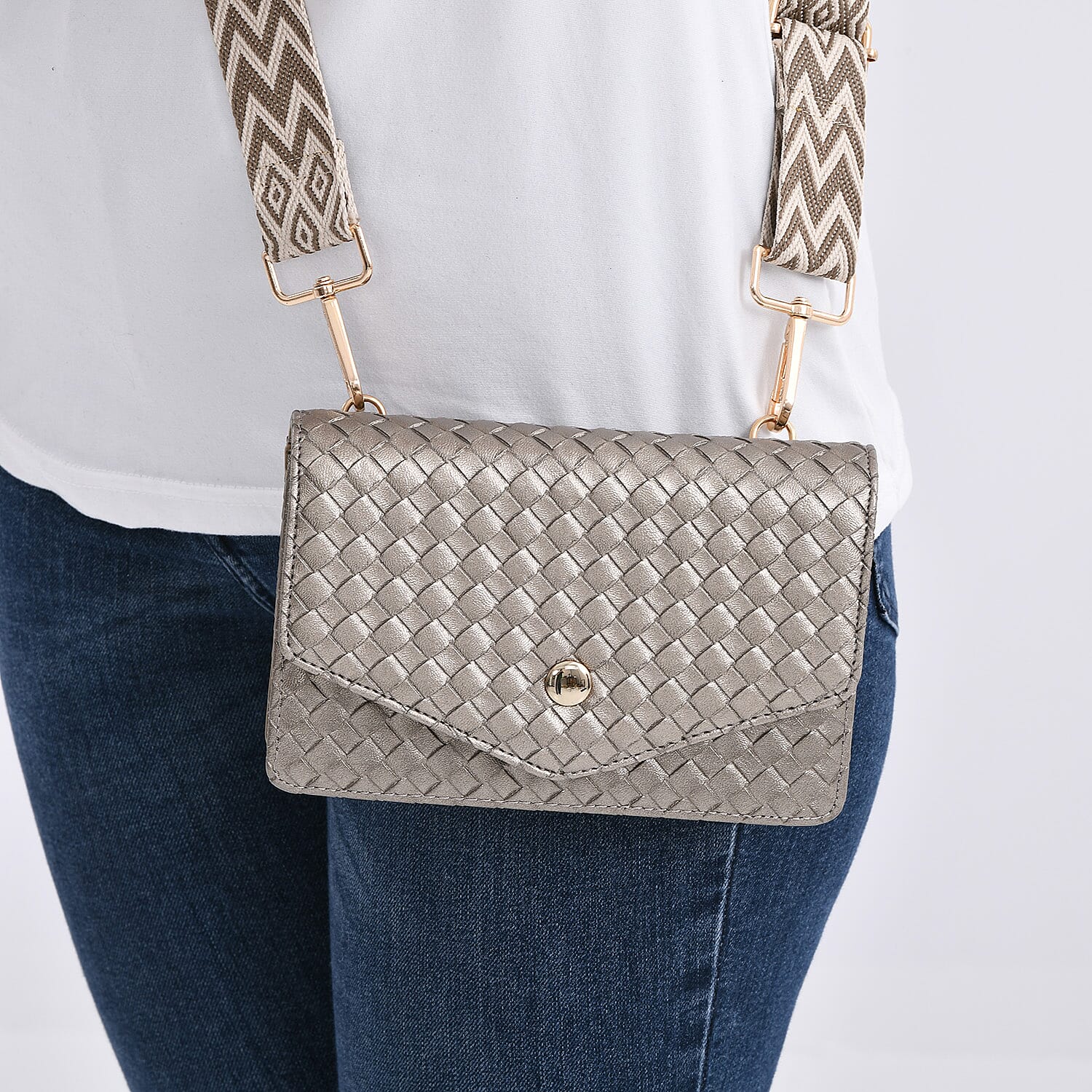 Stylish Crossbody Messenger Bag with Adjustable Strap & Card Slots - Gold