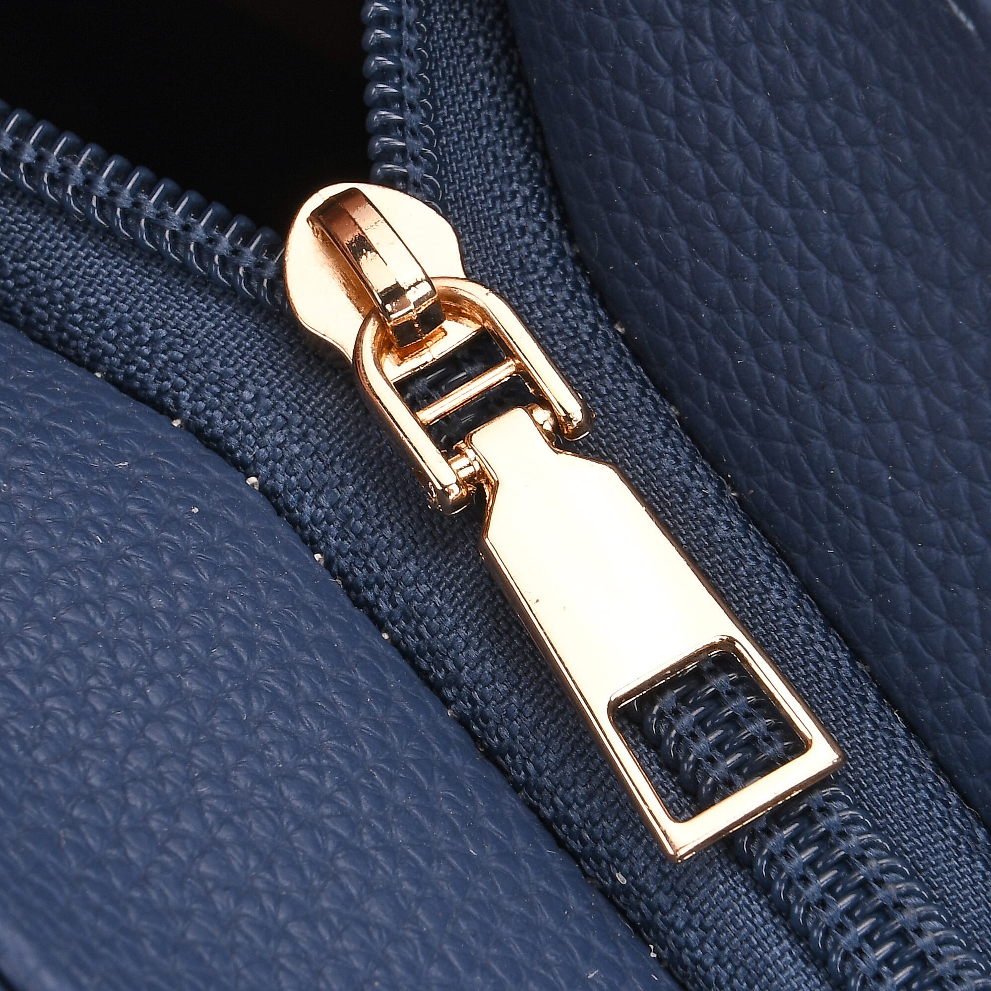 Quilted Diamond Pattern Crossbody Bag with Adjustable Strap - Denim Blue