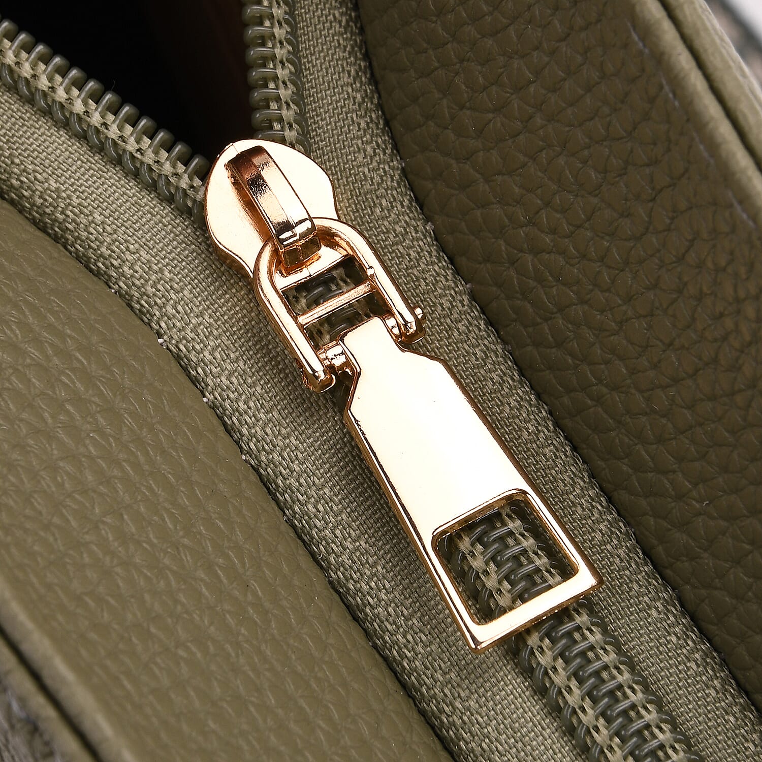 Quilted Diamond Pattern Crossbody Bag with Adjustable Strap - Green